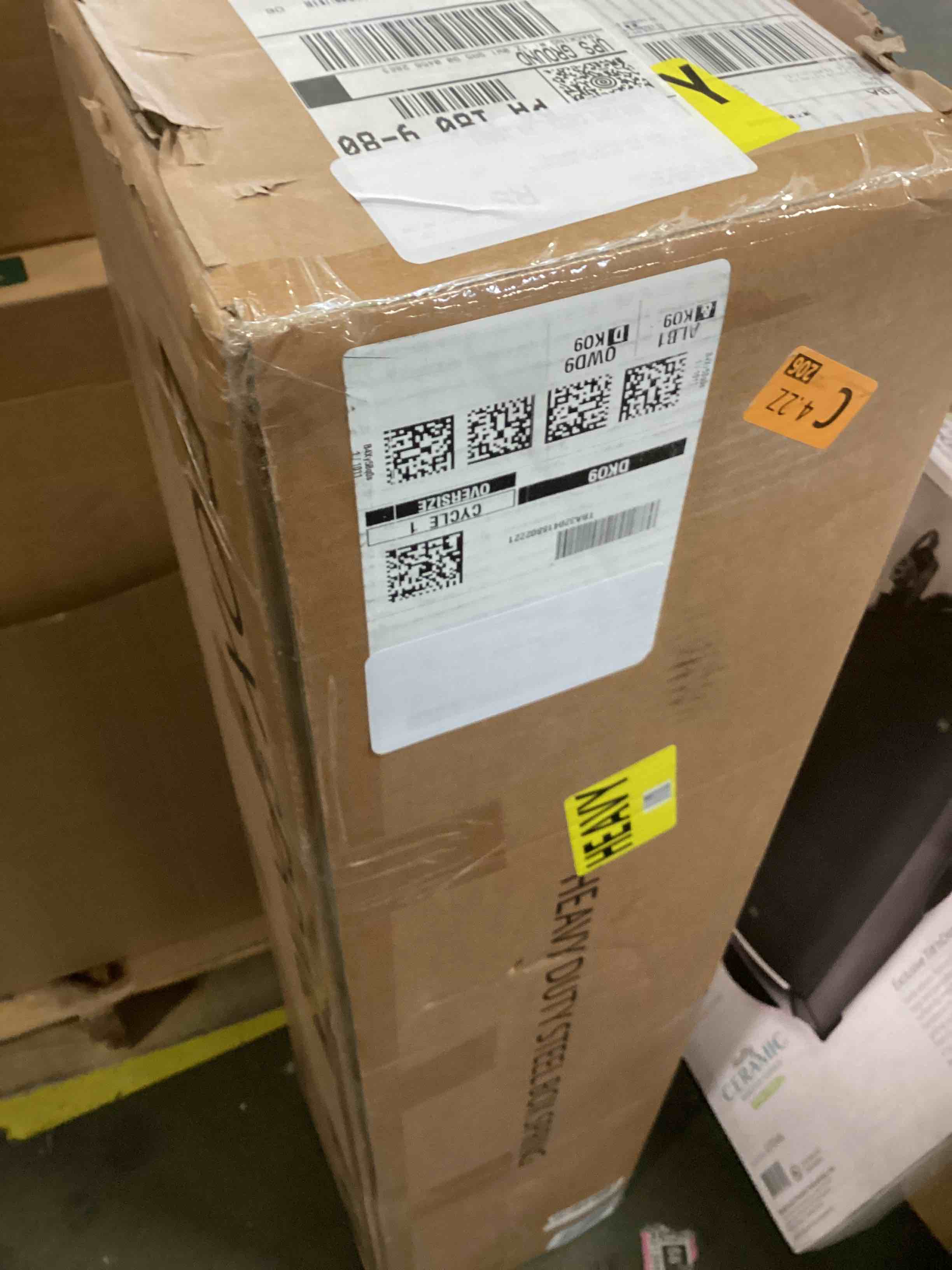 https://s3.amazonaws.com/lotting-images-prod/bidfta/TEA2249602_1745591099439.jpeg