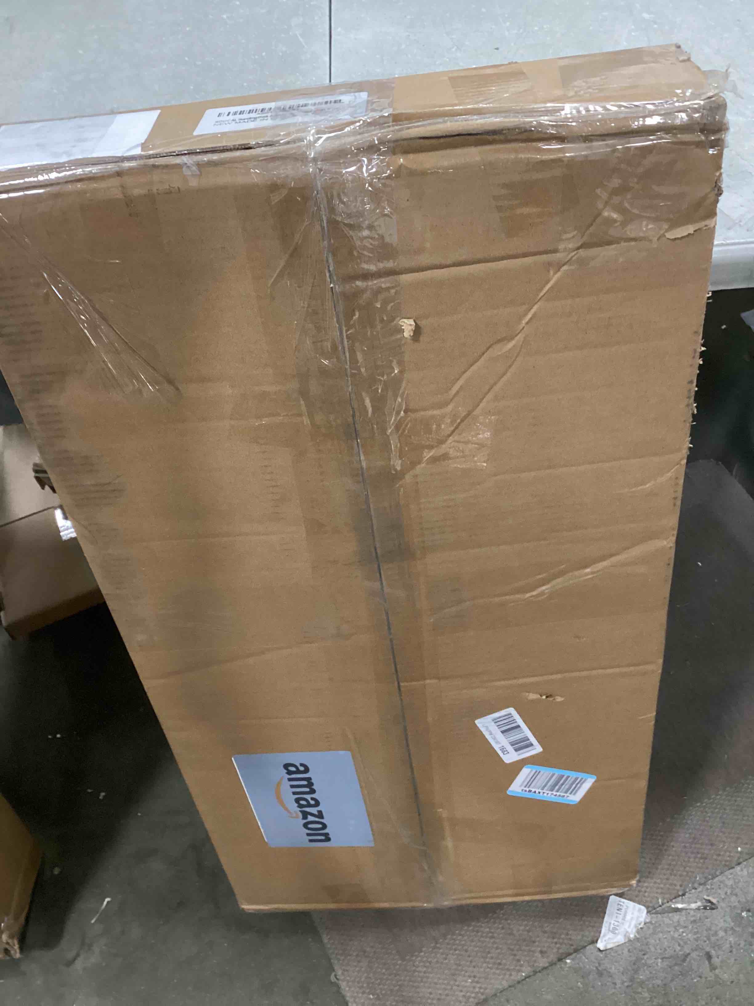 https://s3.amazonaws.com/lotting-images-prod/bidfta/TEA2249716_1745604399204.jpeg