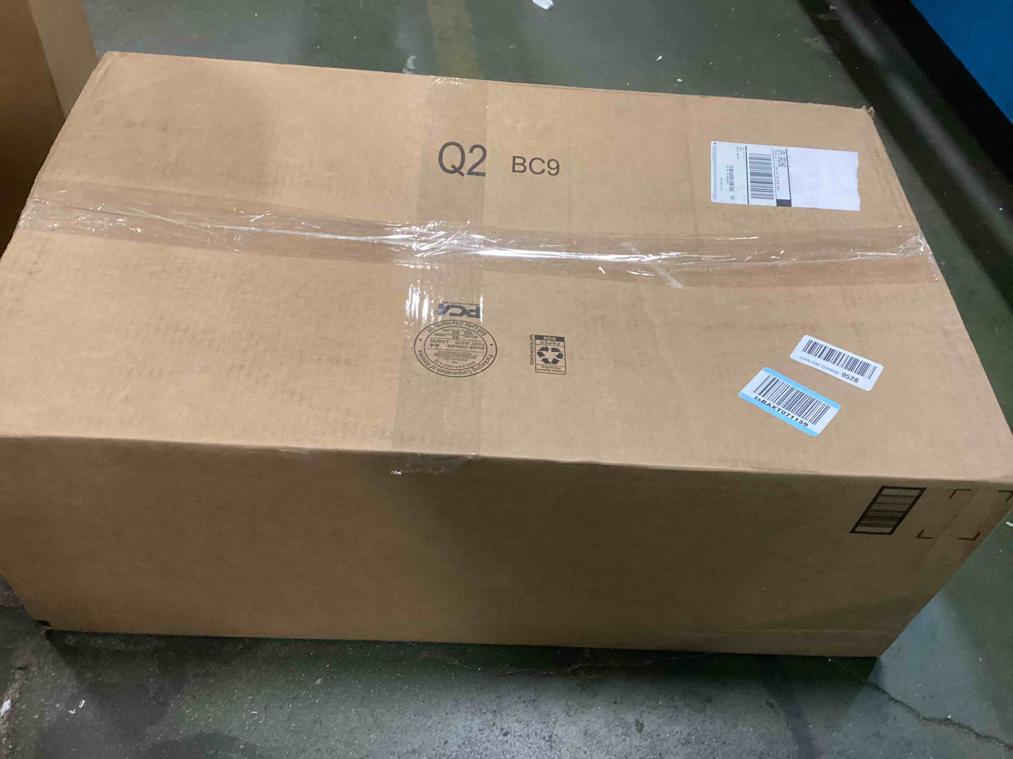 https://s3.amazonaws.com/lotting-images-prod/bidfta/TEA2250448_1746451776673.jpeg