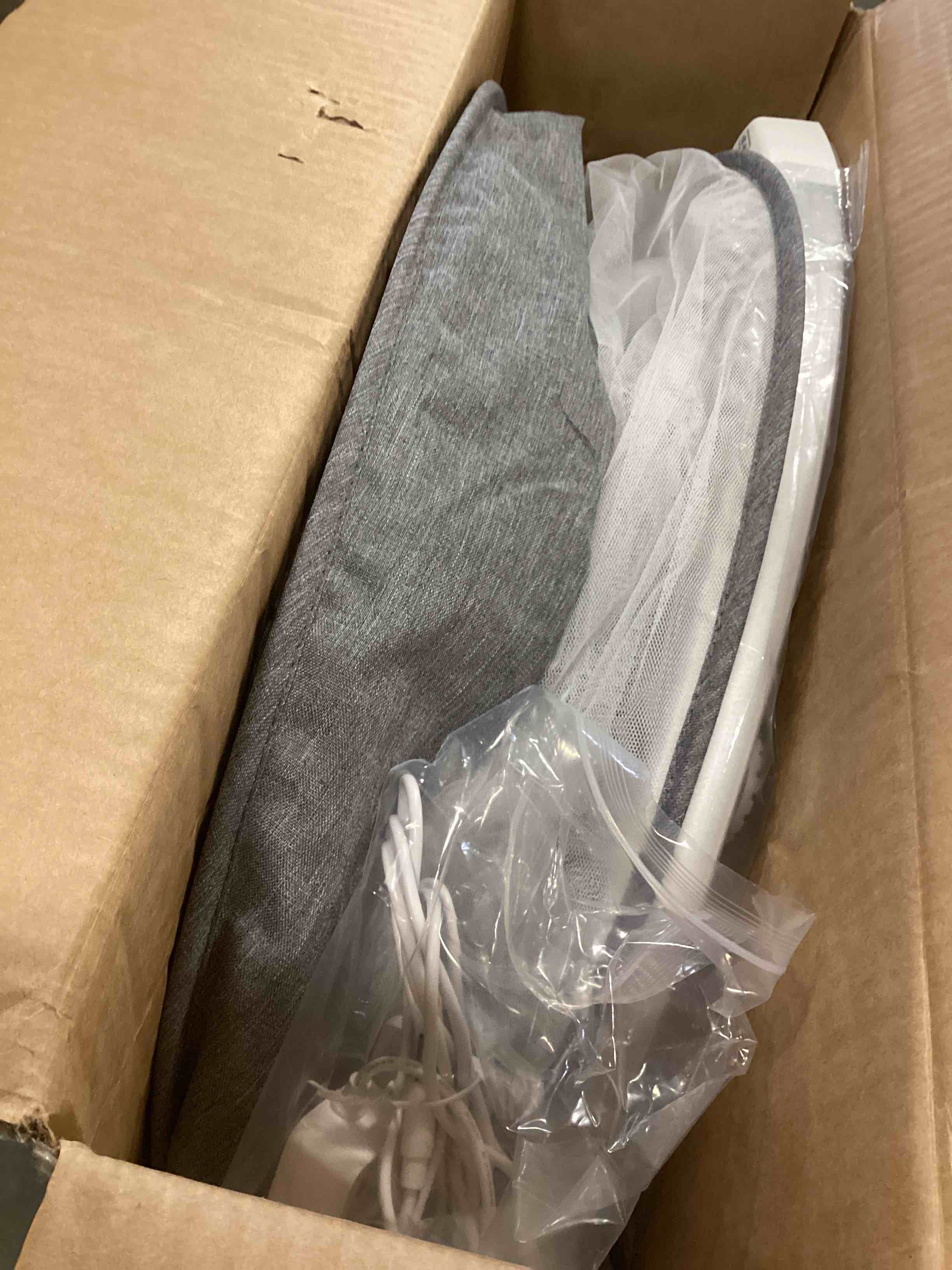 https://s3.amazonaws.com/lotting-images-prod/bidfta/TEA2250647_1746535525807.jpeg