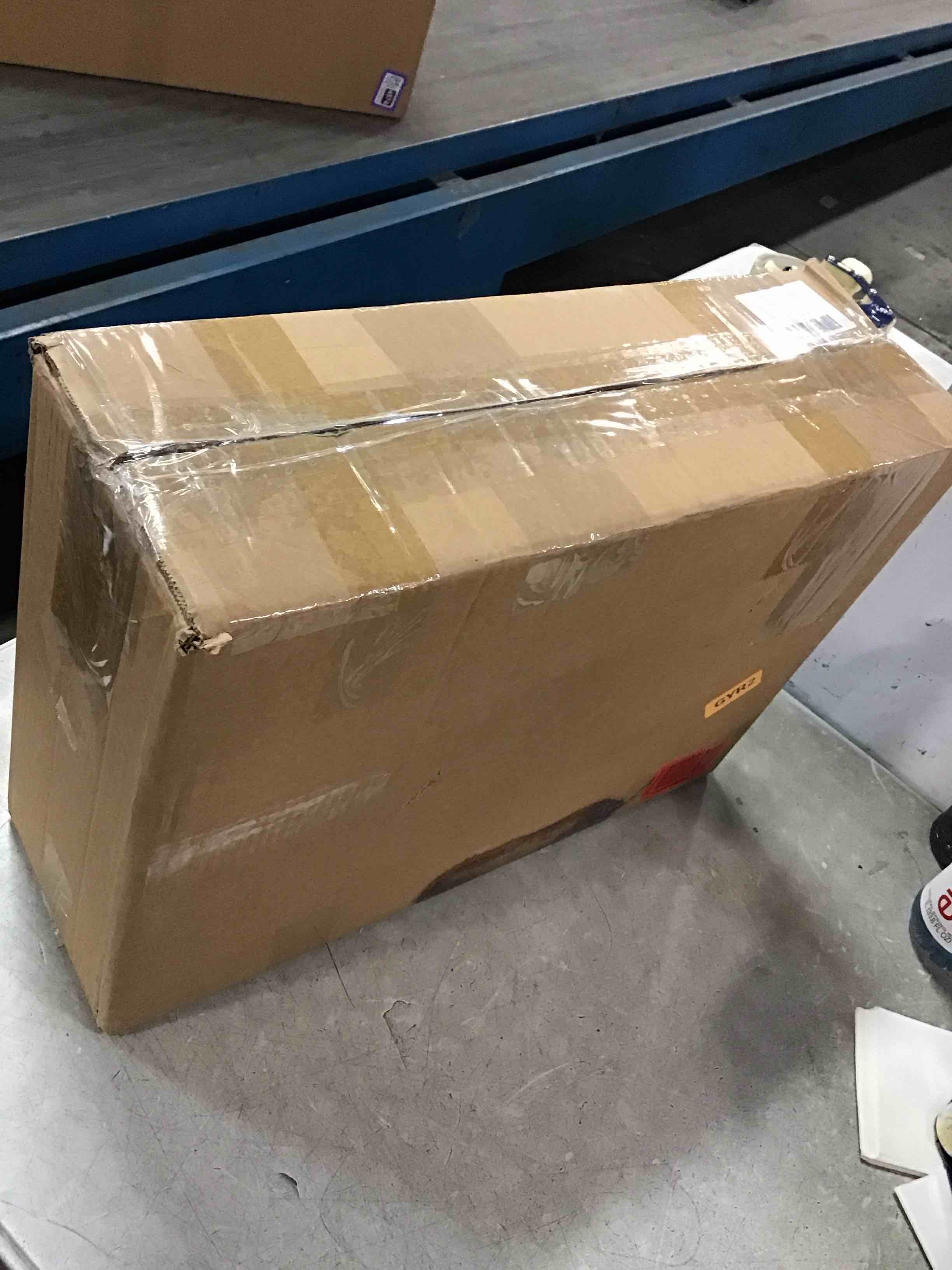 https://s3.amazonaws.com/lotting-images-prod/bidfta/TEA2251948_1745238181938.jpeg