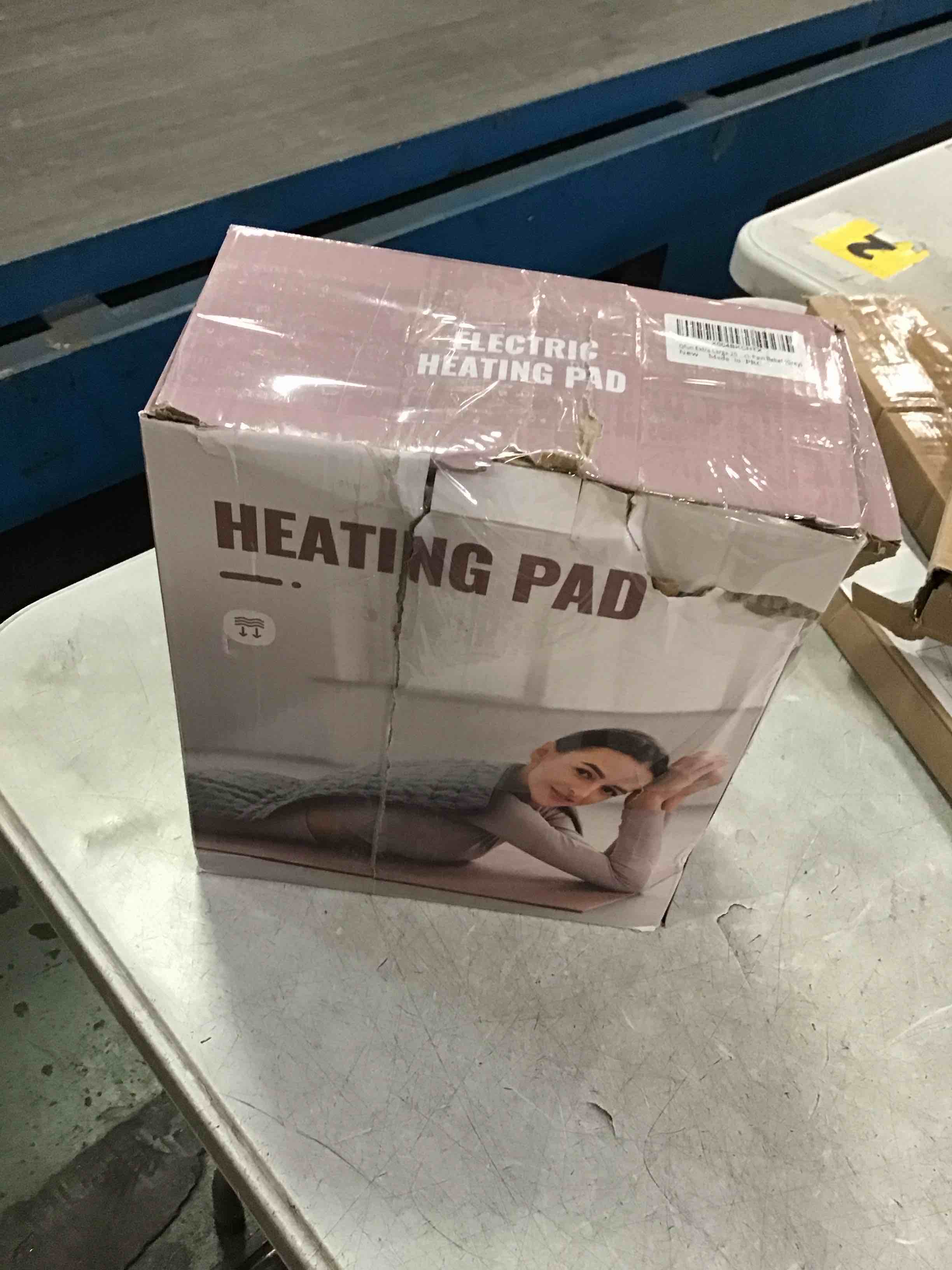 https://s3.amazonaws.com/lotting-images-prod/bidfta/TEA2252034_1745257835426.jpeg