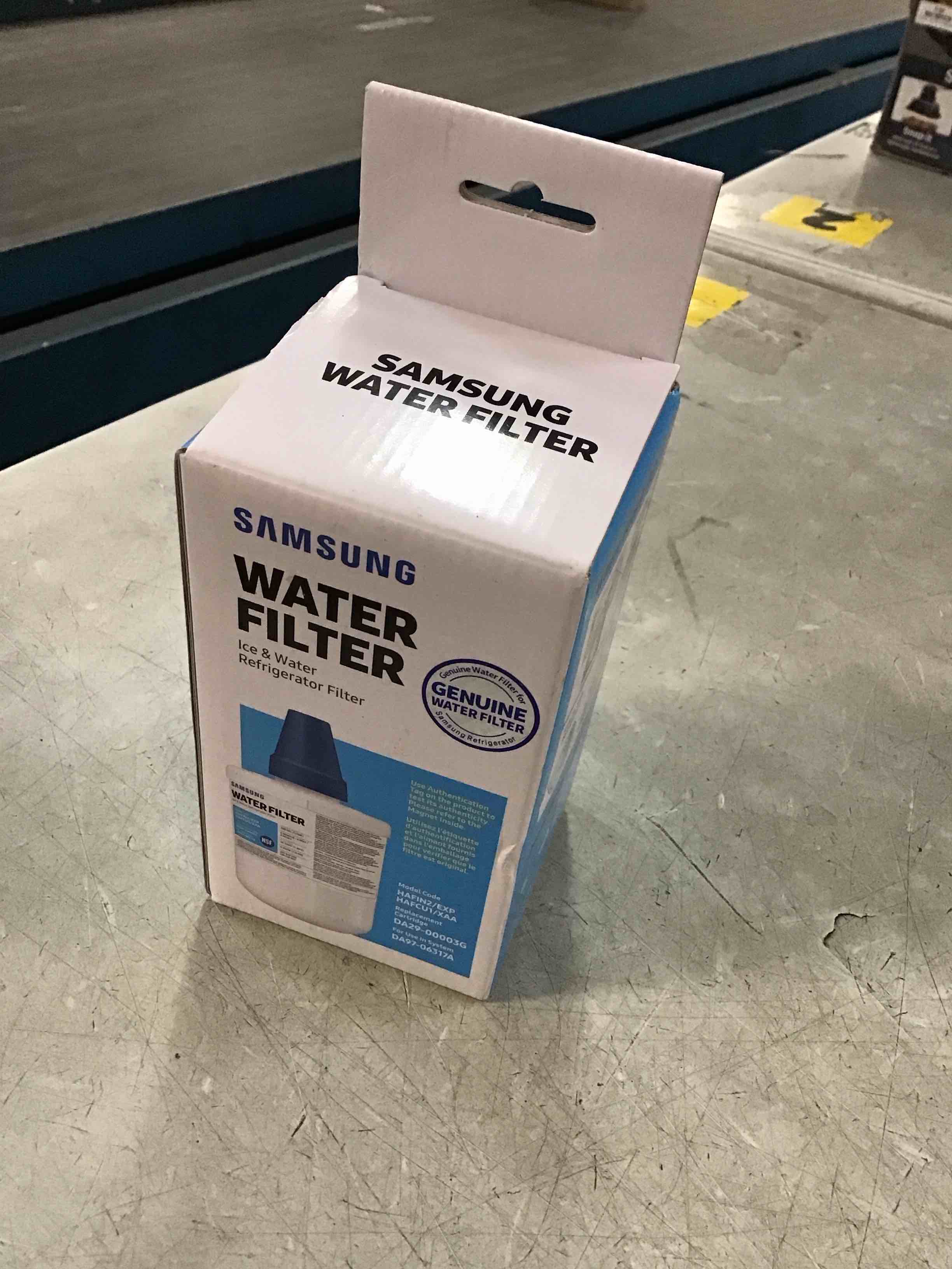 https://s3.amazonaws.com/lotting-images-prod/bidfta/TEA2252136_1745325859309.jpeg