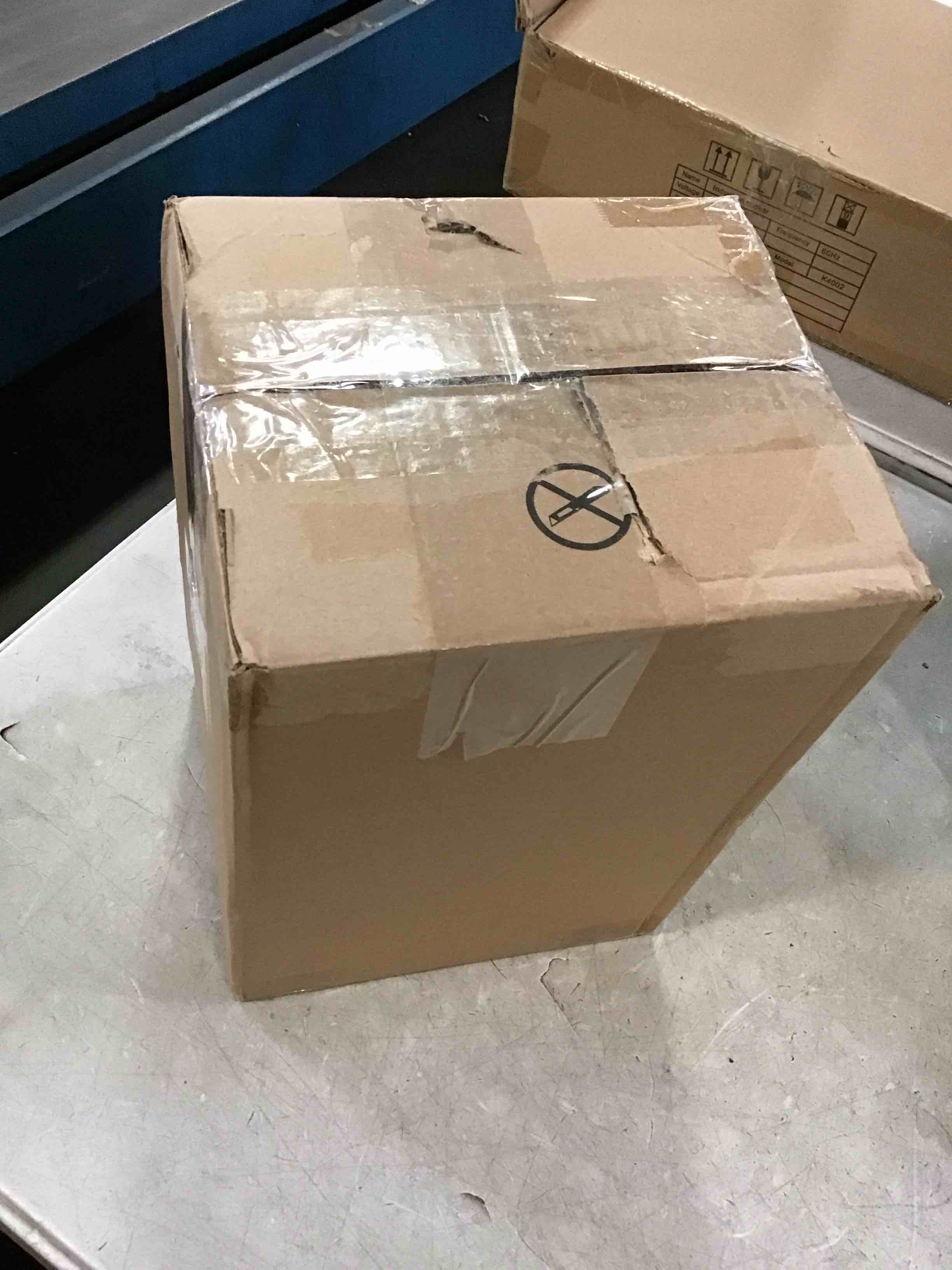 https://s3.amazonaws.com/lotting-images-prod/bidfta/TEA2252384_1745416061721.jpeg