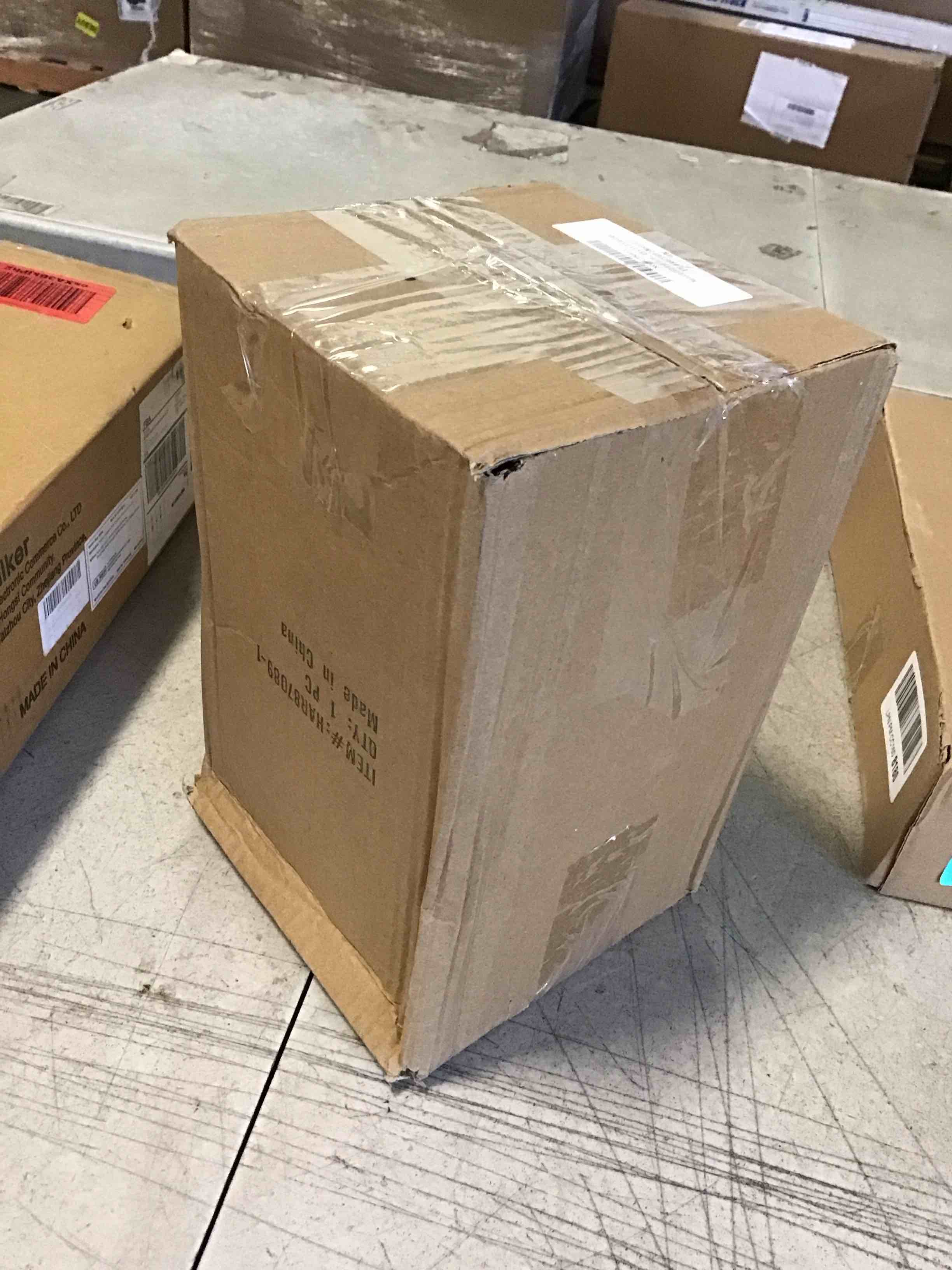 https://s3.amazonaws.com/lotting-images-prod/bidfta/TEA2252597_1745498358281.jpeg