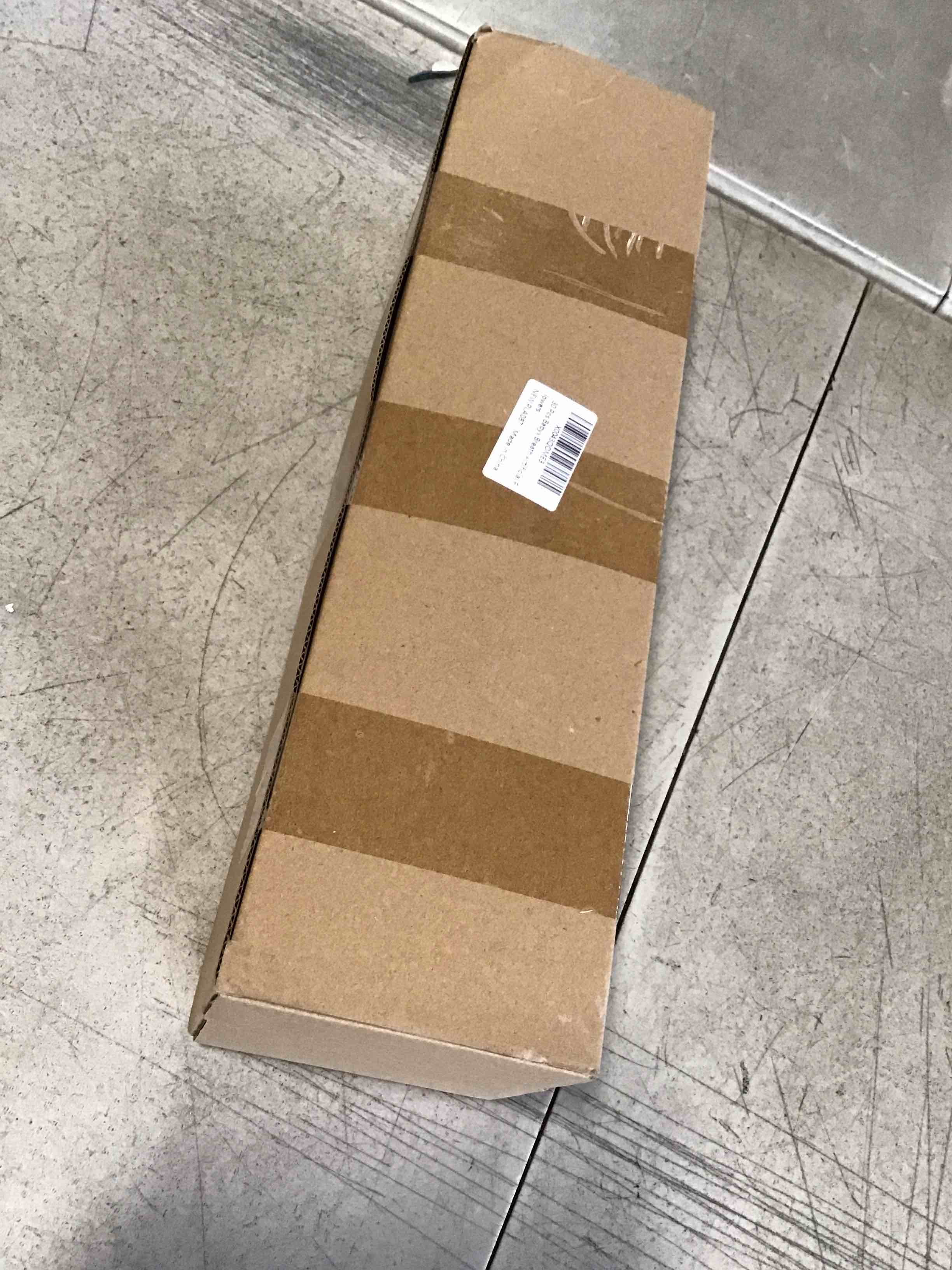 https://s3.amazonaws.com/lotting-images-prod/bidfta/TEA2253003_1745934192681.jpeg