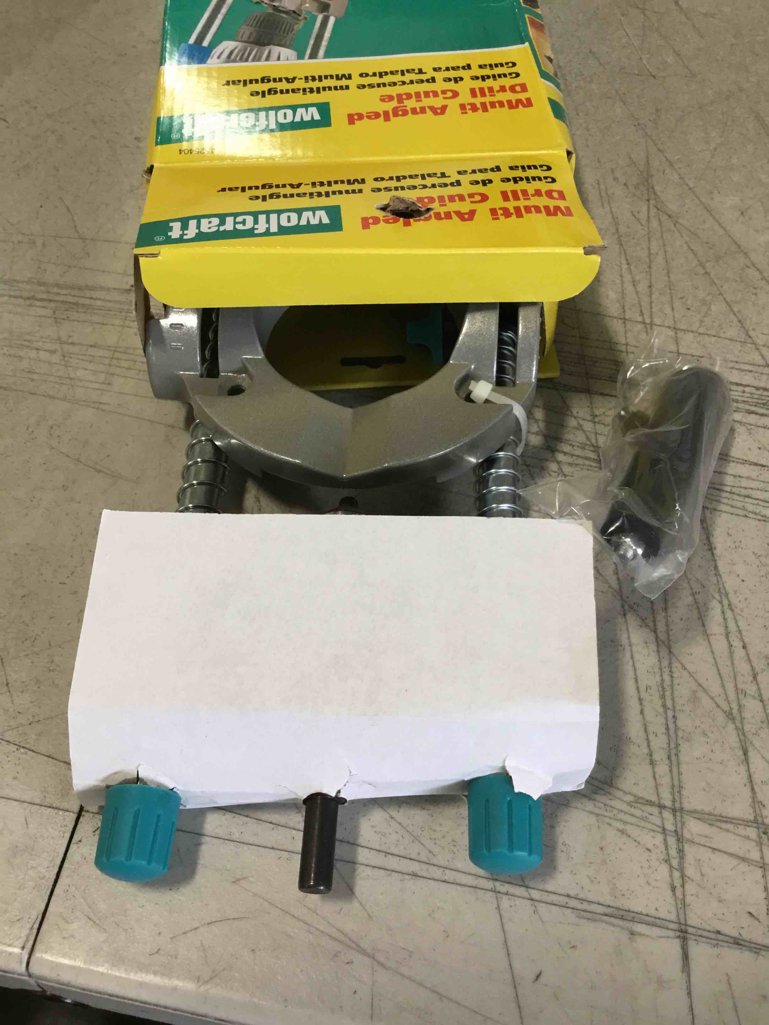 https://s3.amazonaws.com/lotting-images-prod/bidfta/TEA2253205_1745953646098.jpeg