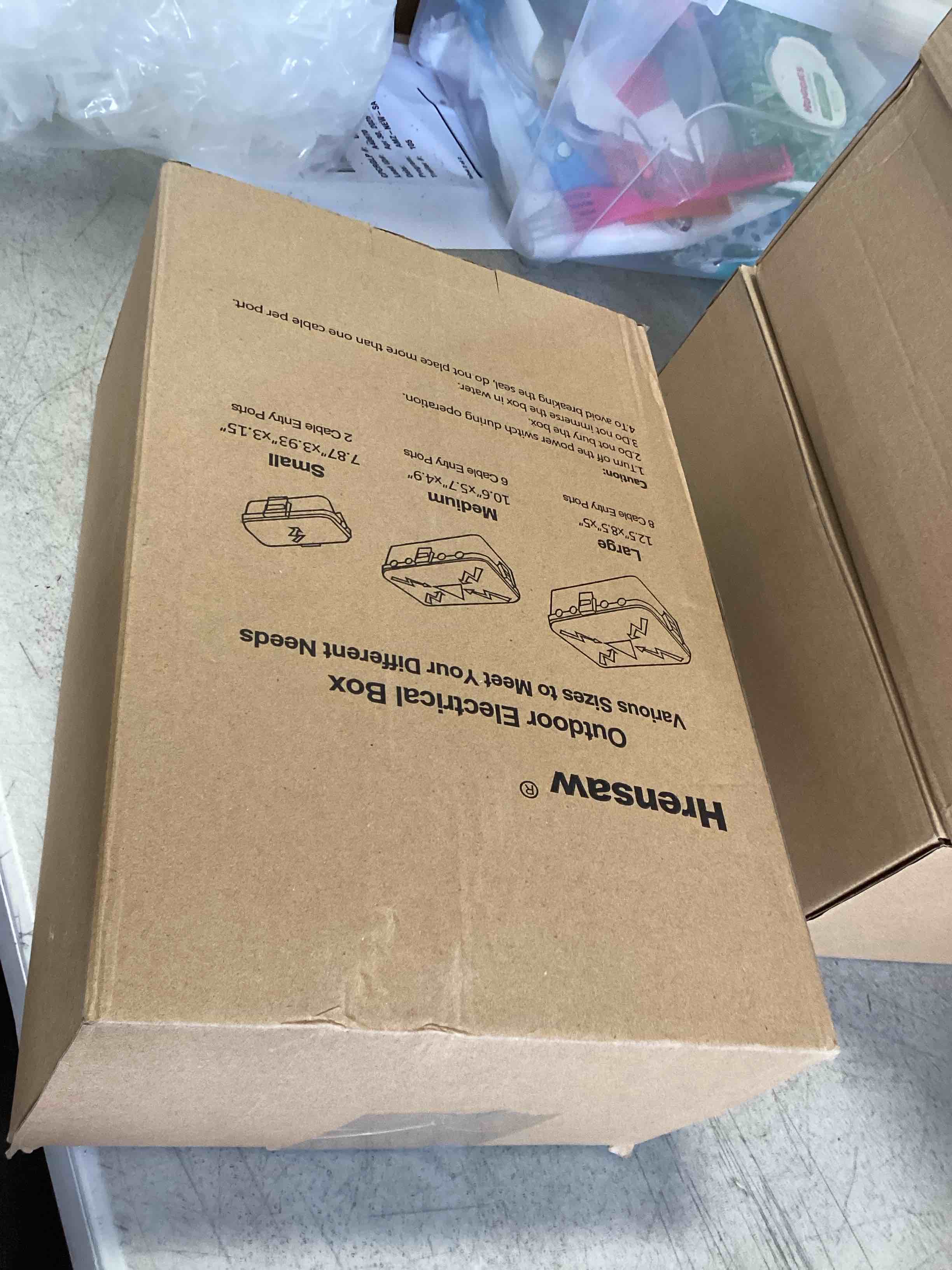 https://s3.amazonaws.com/lotting-images-prod/bidfta/TEA2253360_1746118677667.jpeg