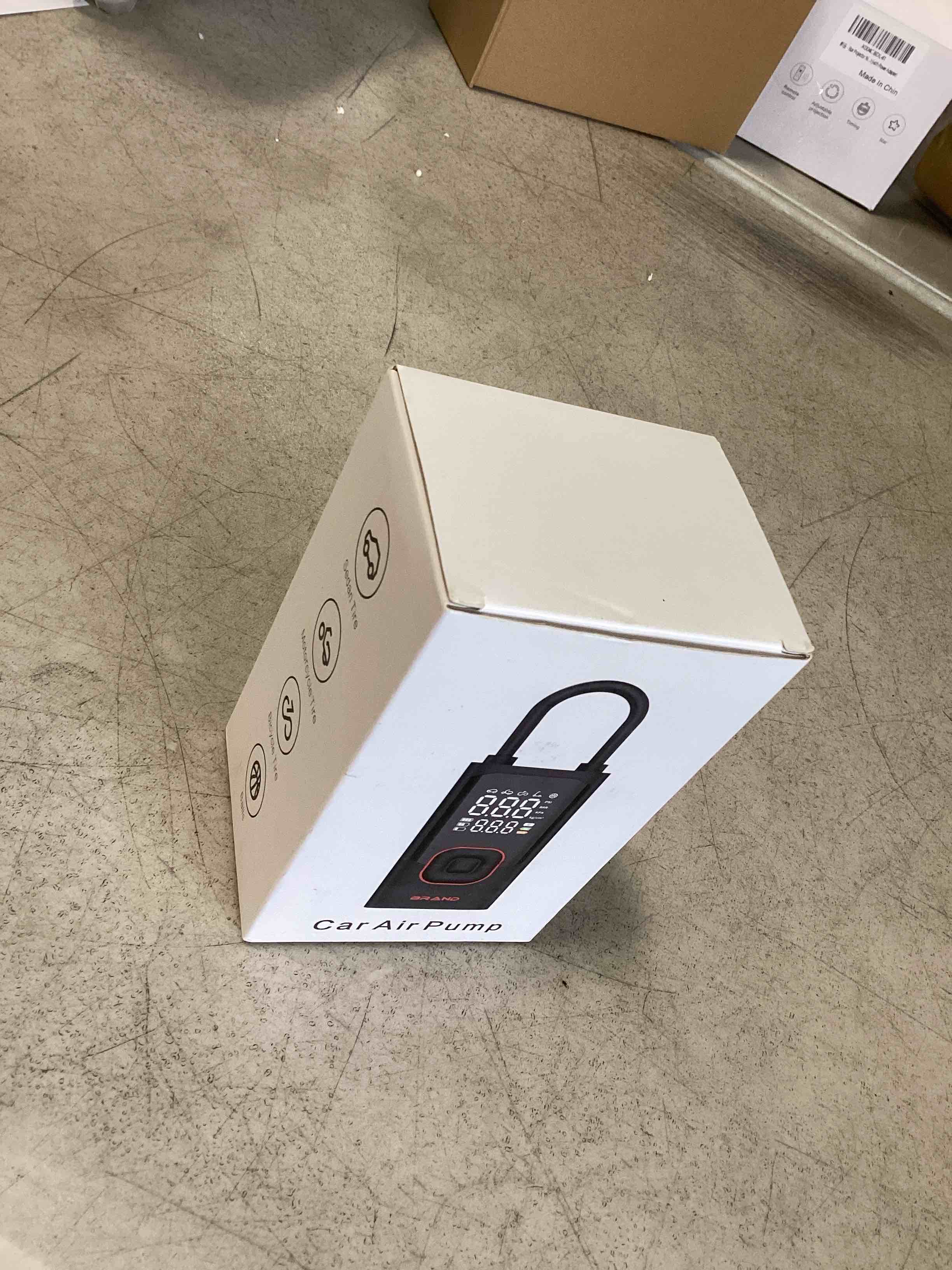 https://s3.amazonaws.com/lotting-images-prod/bidfta/TEA2253403_1746127702312.jpeg