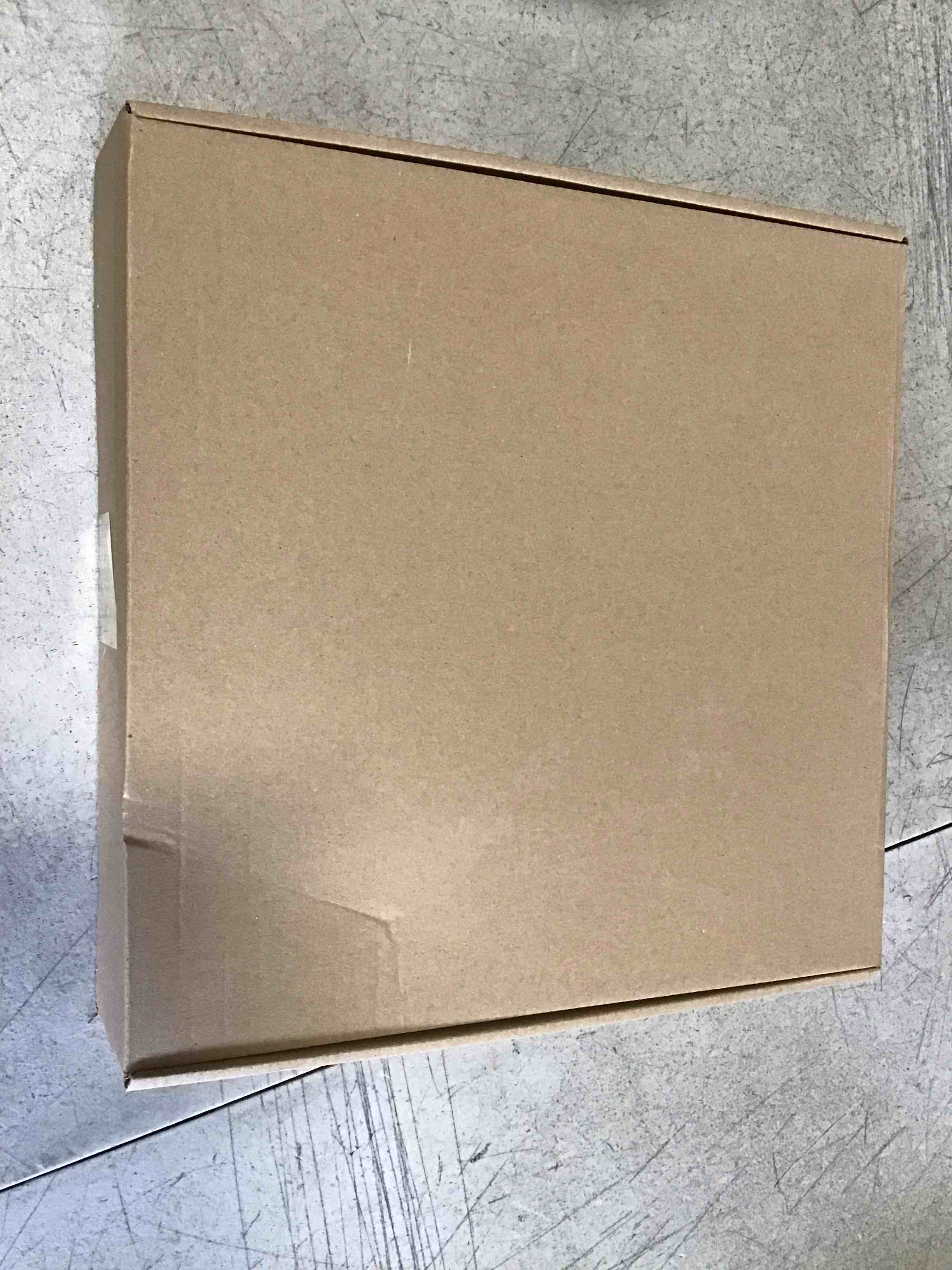 idyllic Heart Valentine Wreath Handmade Heart Shaped Wreath Rustic Twig for Door Decorative 18 Inches Wedding Valentine Decoration