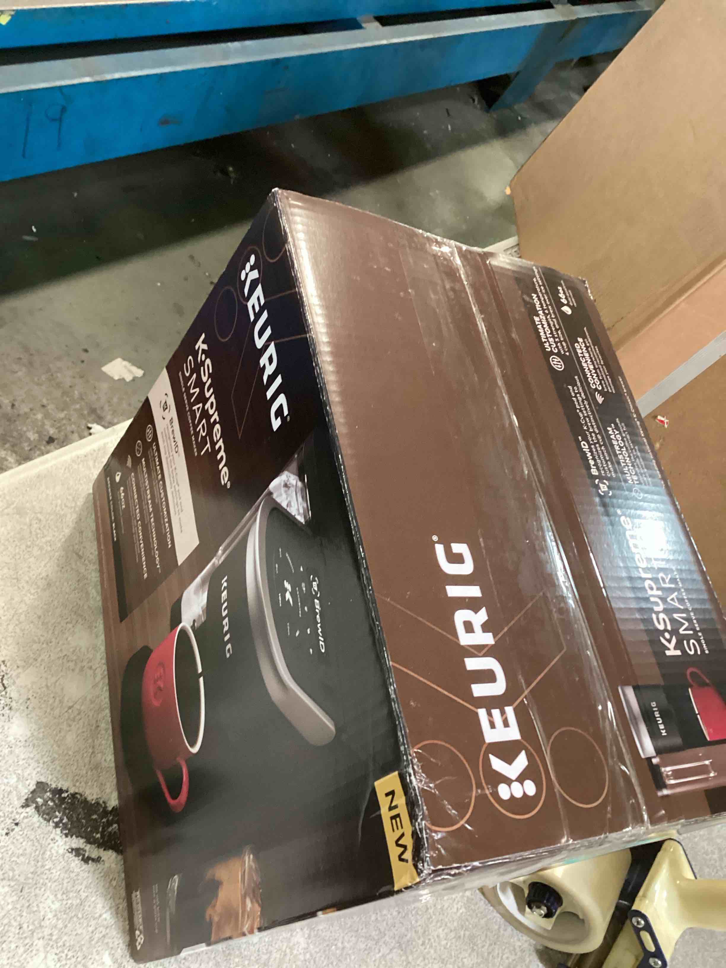 https://s3.amazonaws.com/lotting-images-prod/bidfta/TEA2254022_1744041920567.jpeg