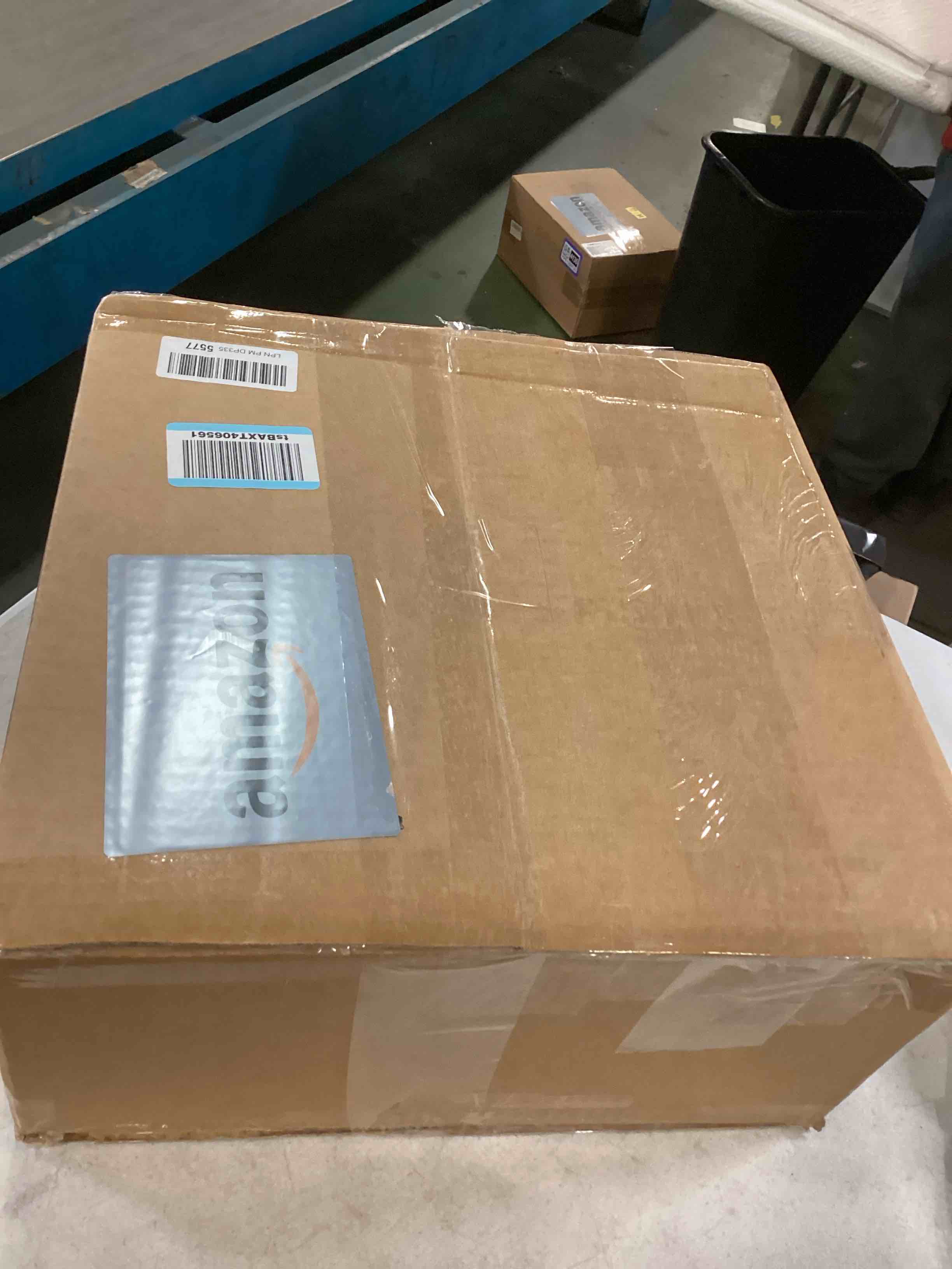 https://s3.amazonaws.com/lotting-images-prod/bidfta/TEA2255473_1744895367043.jpeg