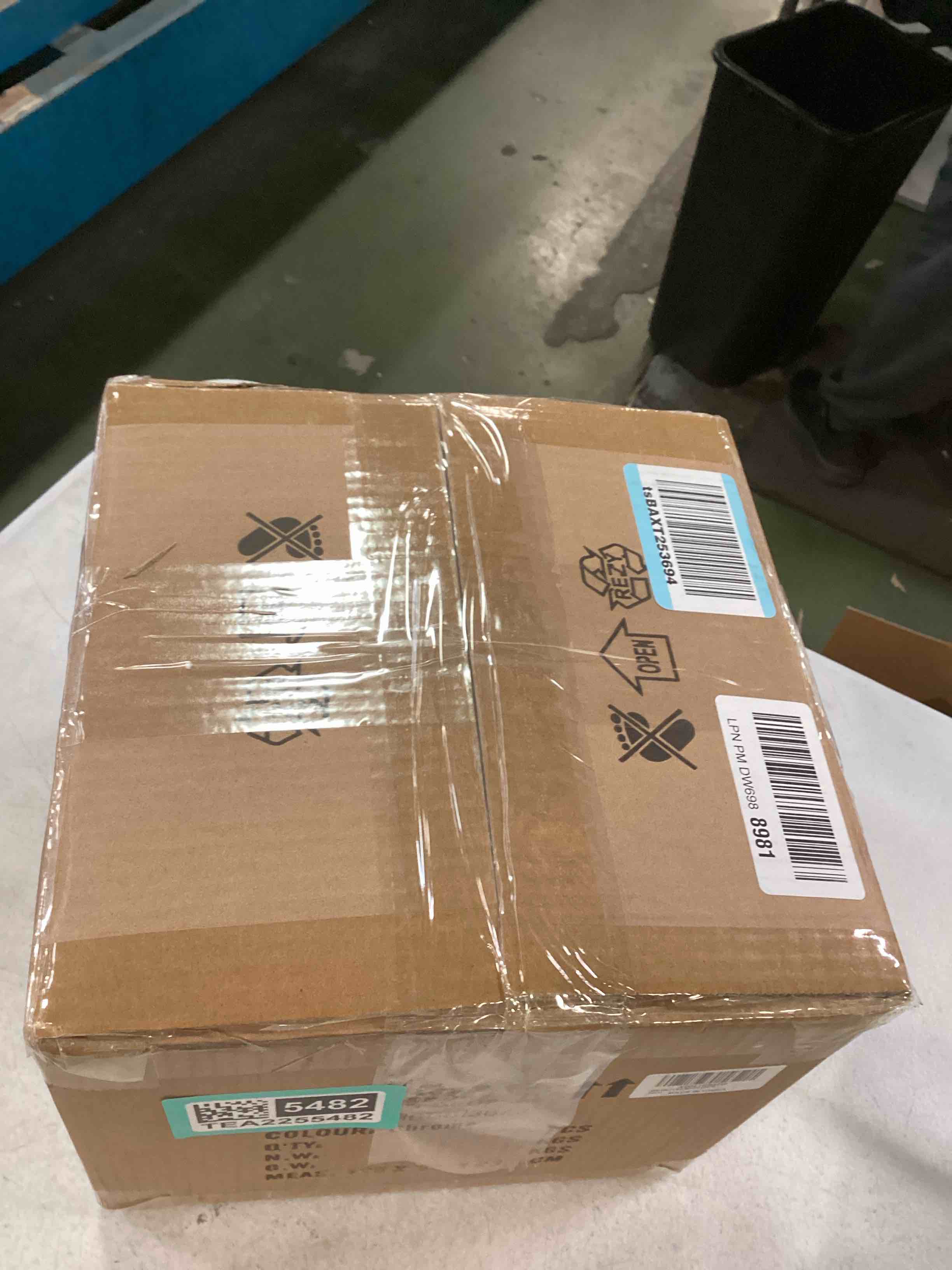 https://s3.amazonaws.com/lotting-images-prod/bidfta/TEA2255482_1744896068762.jpeg