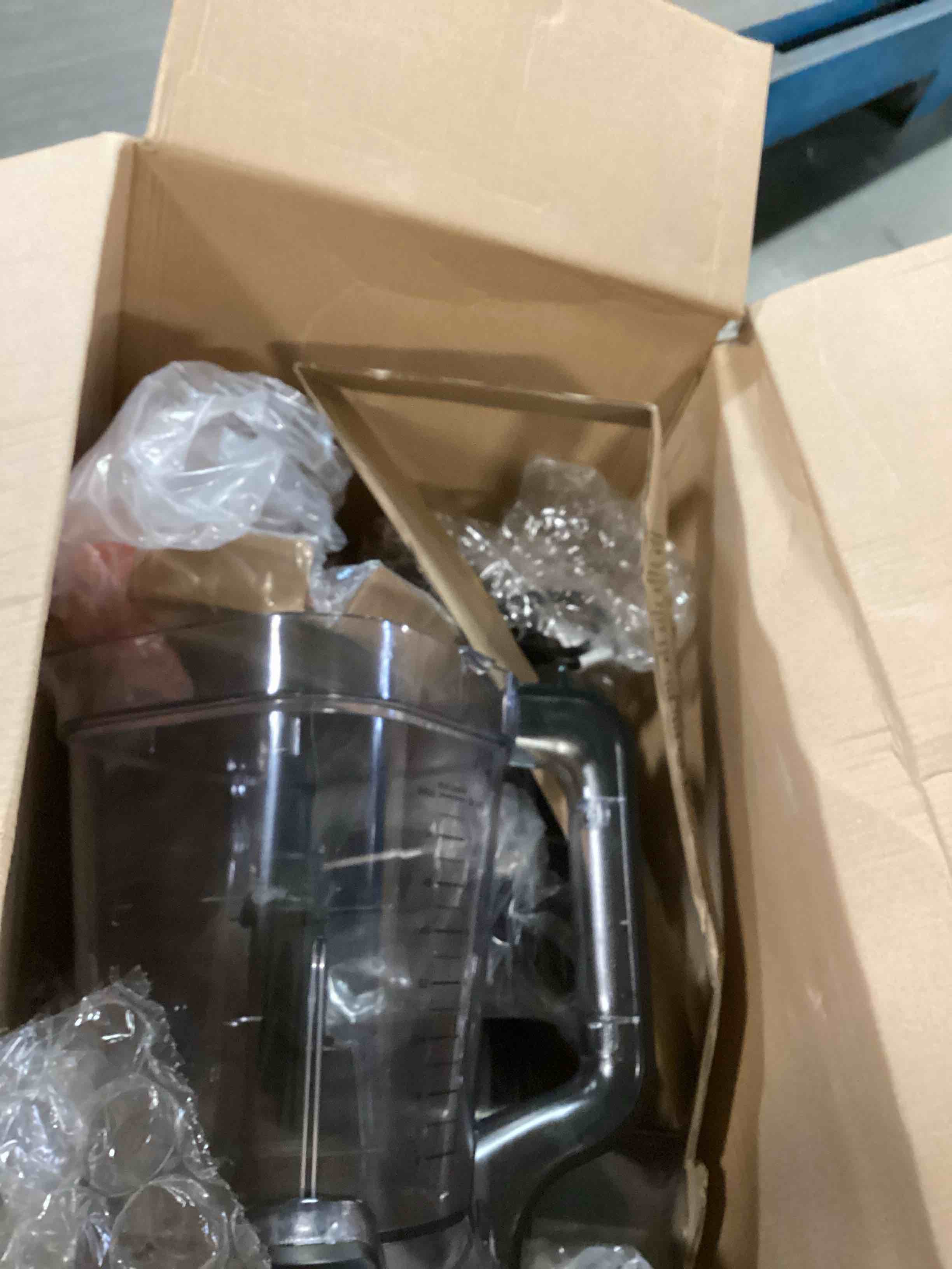 https://s3.amazonaws.com/lotting-images-prod/bidfta/TEA2255690_1744980590684.jpeg