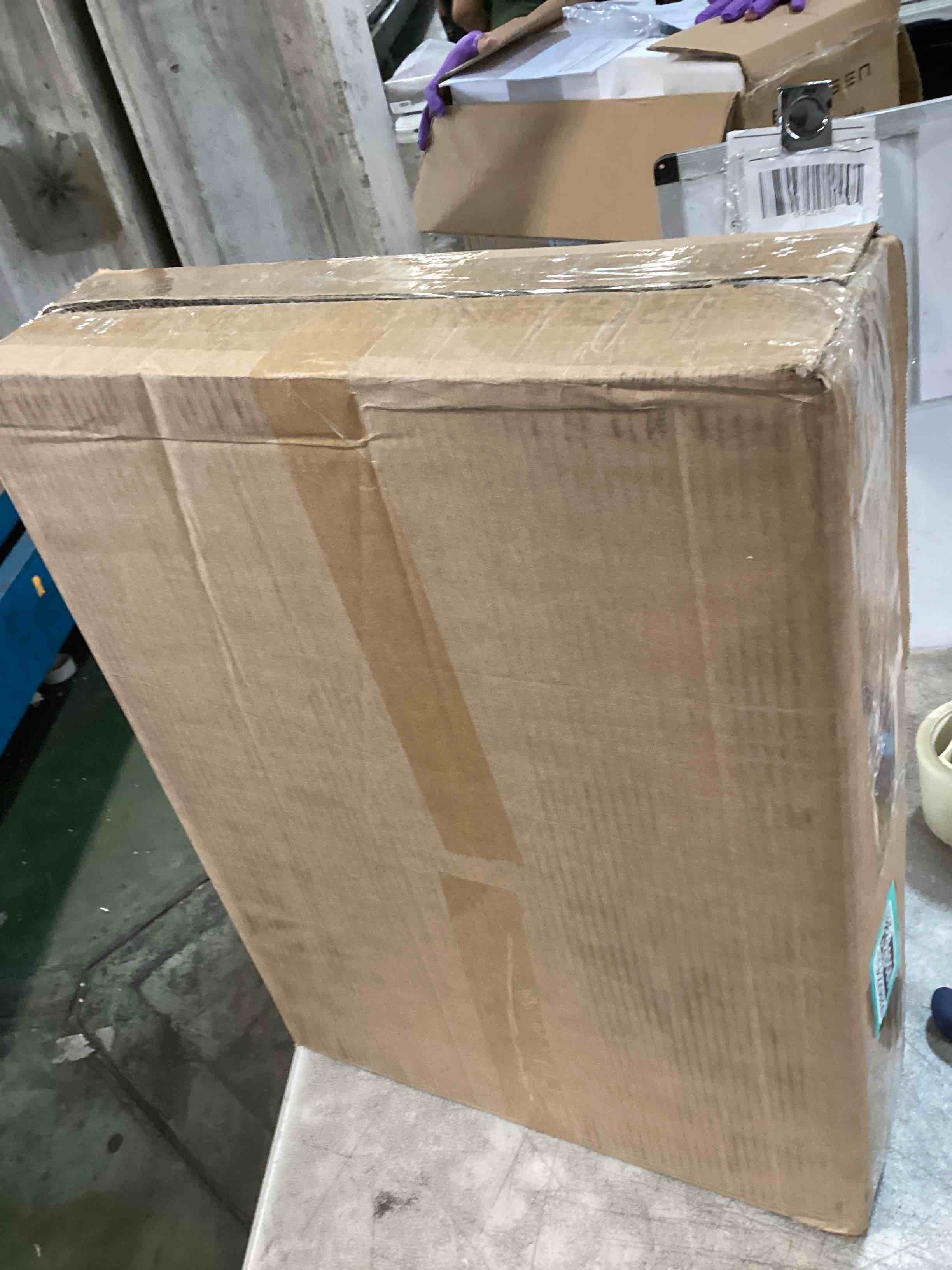 https://s3.amazonaws.com/lotting-images-prod/bidfta/TEA2256920_1746203750355.jpeg