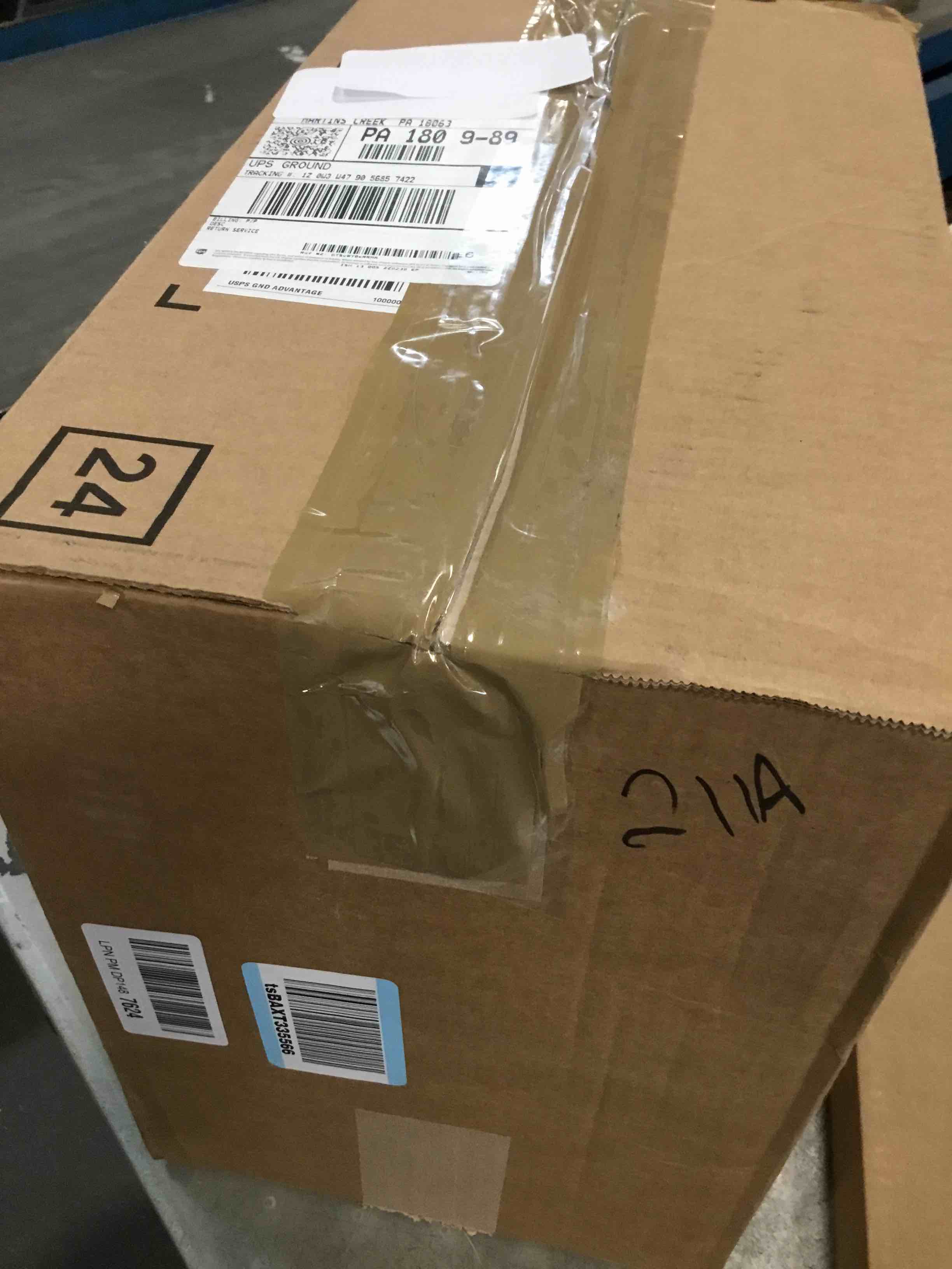 https://s3.amazonaws.com/lotting-images-prod/bidfta/TEA2258376_1744921062745.jpeg