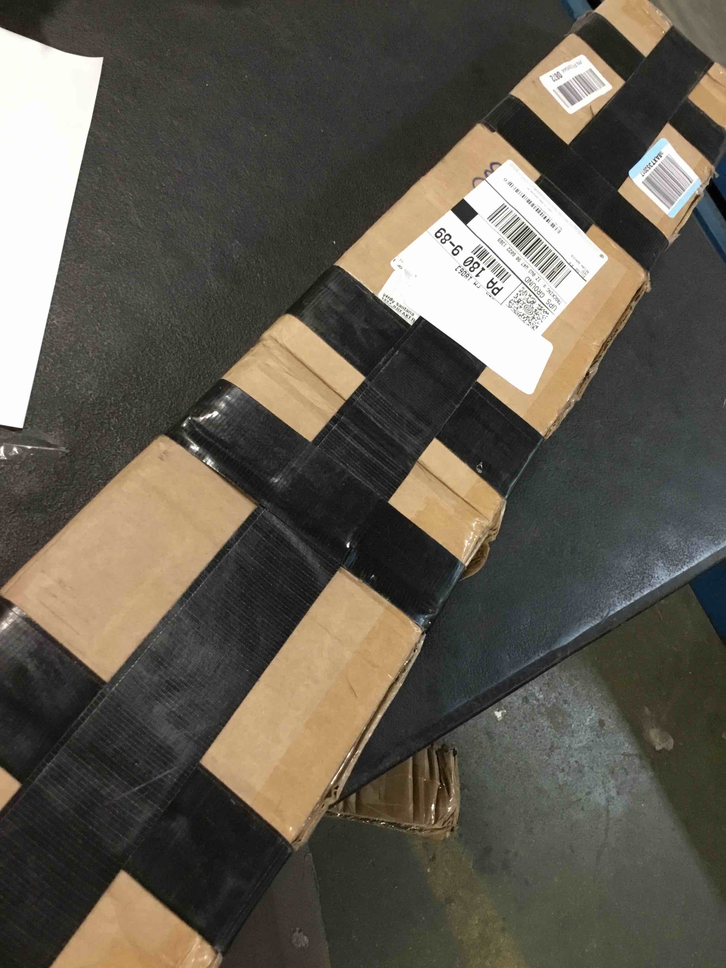 https://s3.amazonaws.com/lotting-images-prod/bidfta/TEA2258574_1745410985883.jpeg