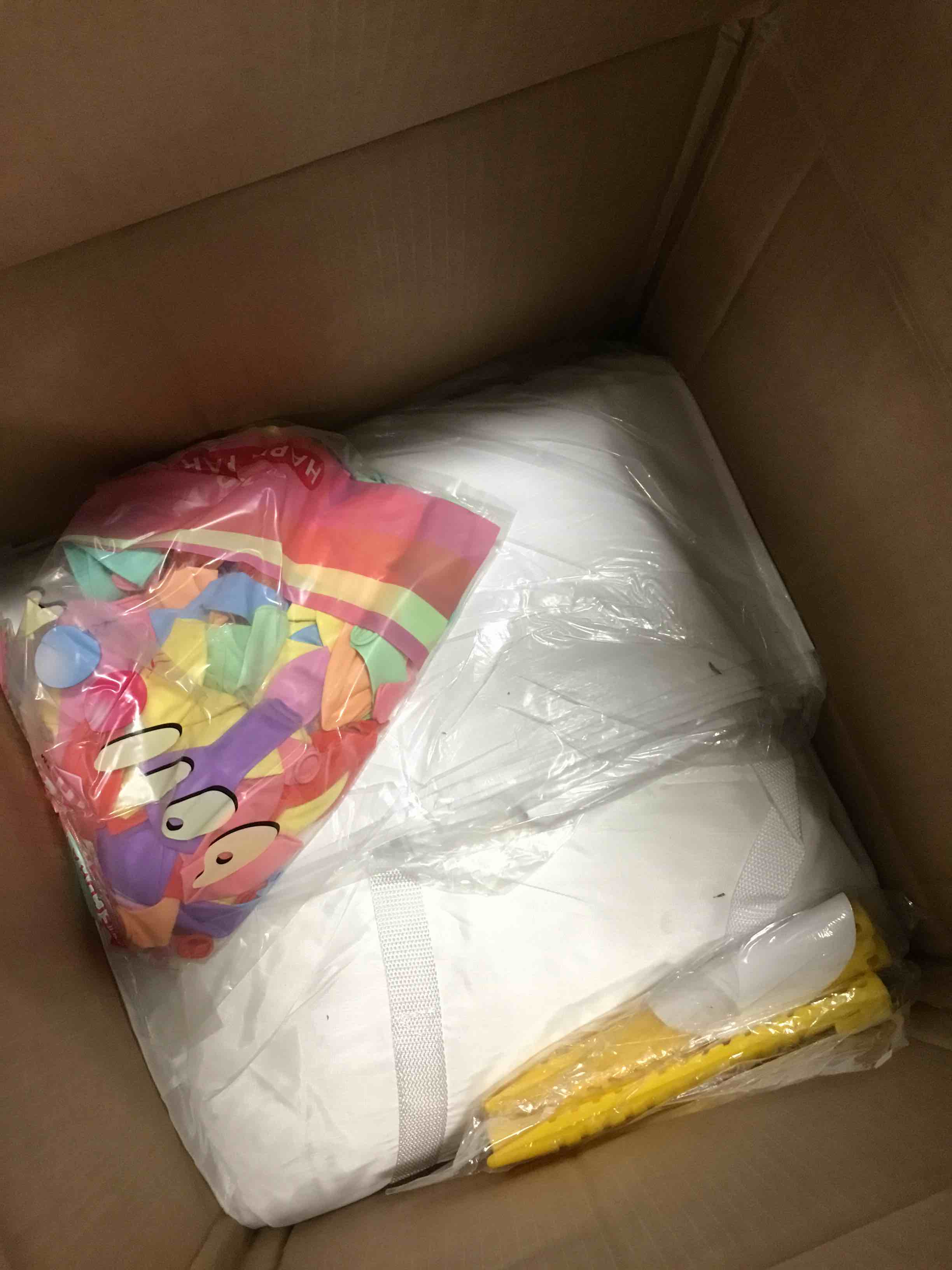 https://s3.amazonaws.com/lotting-images-prod/bidfta/TEA2259040_1745852128109.jpeg