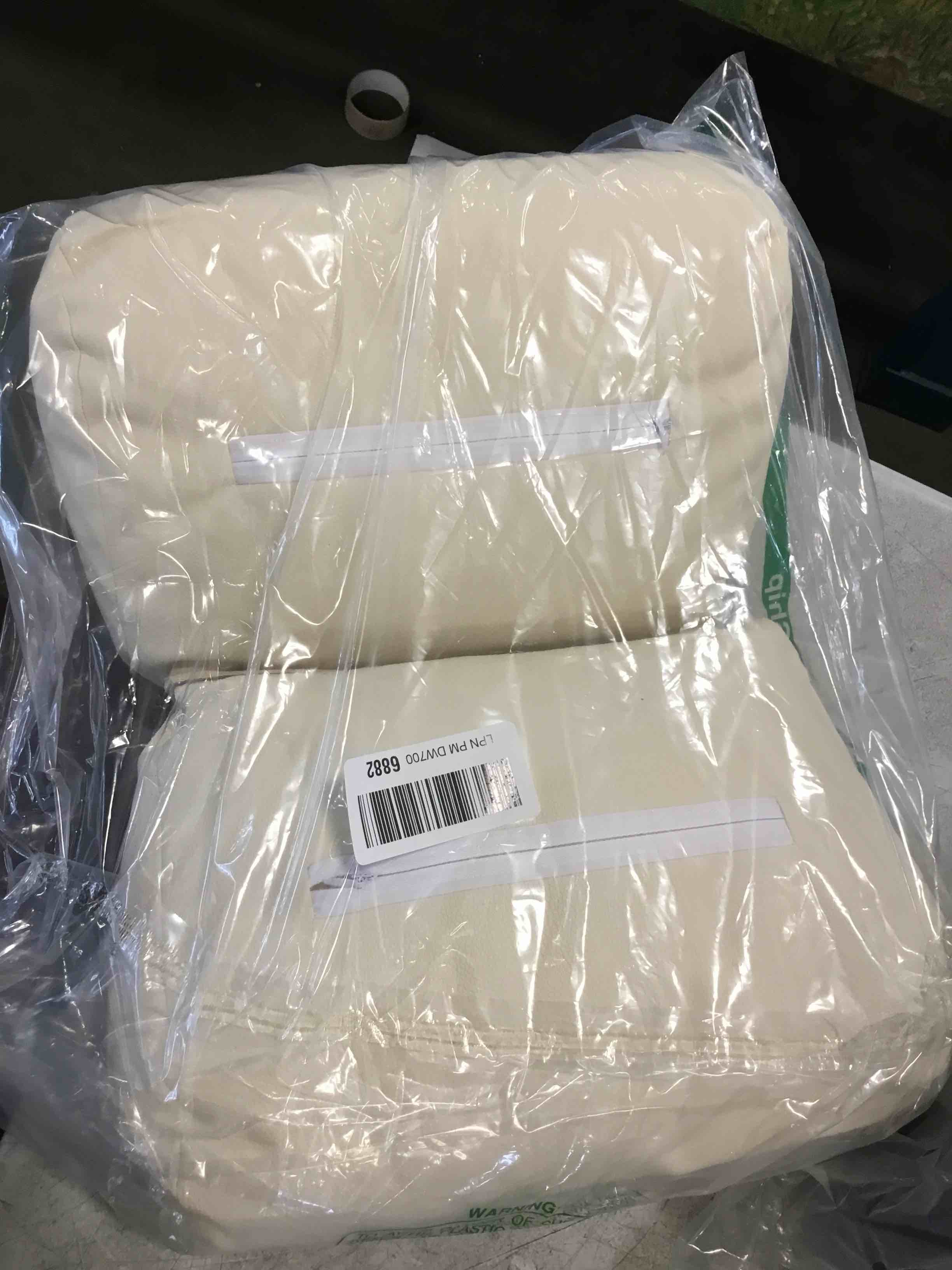 https://s3.amazonaws.com/lotting-images-prod/bidfta/TEA2259166_1745865580669.jpeg