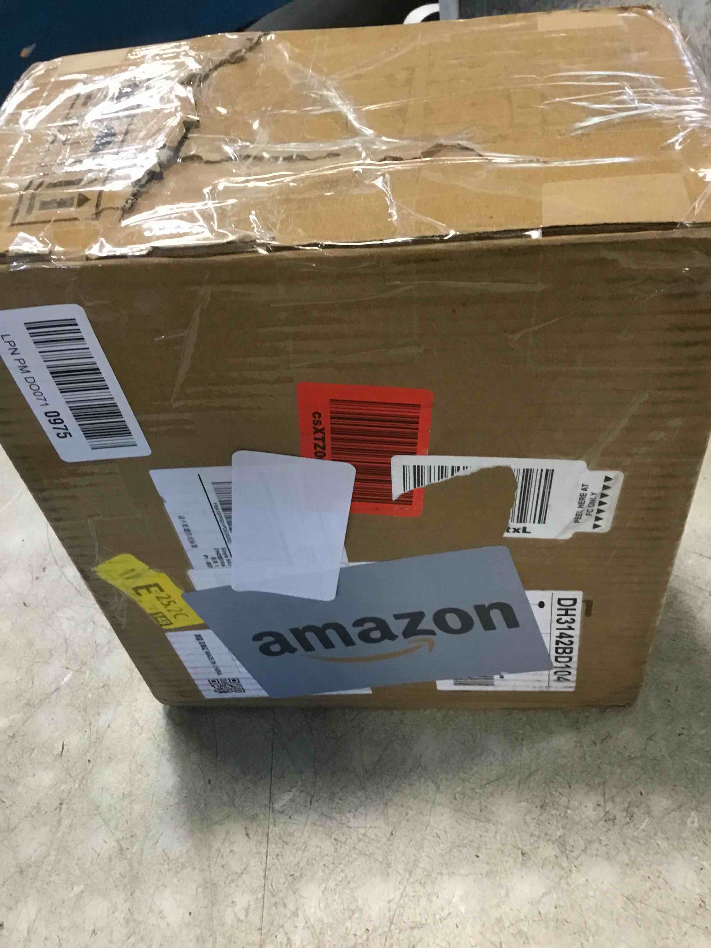 https://s3.amazonaws.com/lotting-images-prod/bidfta/TEA2259169_1745866182406.jpeg