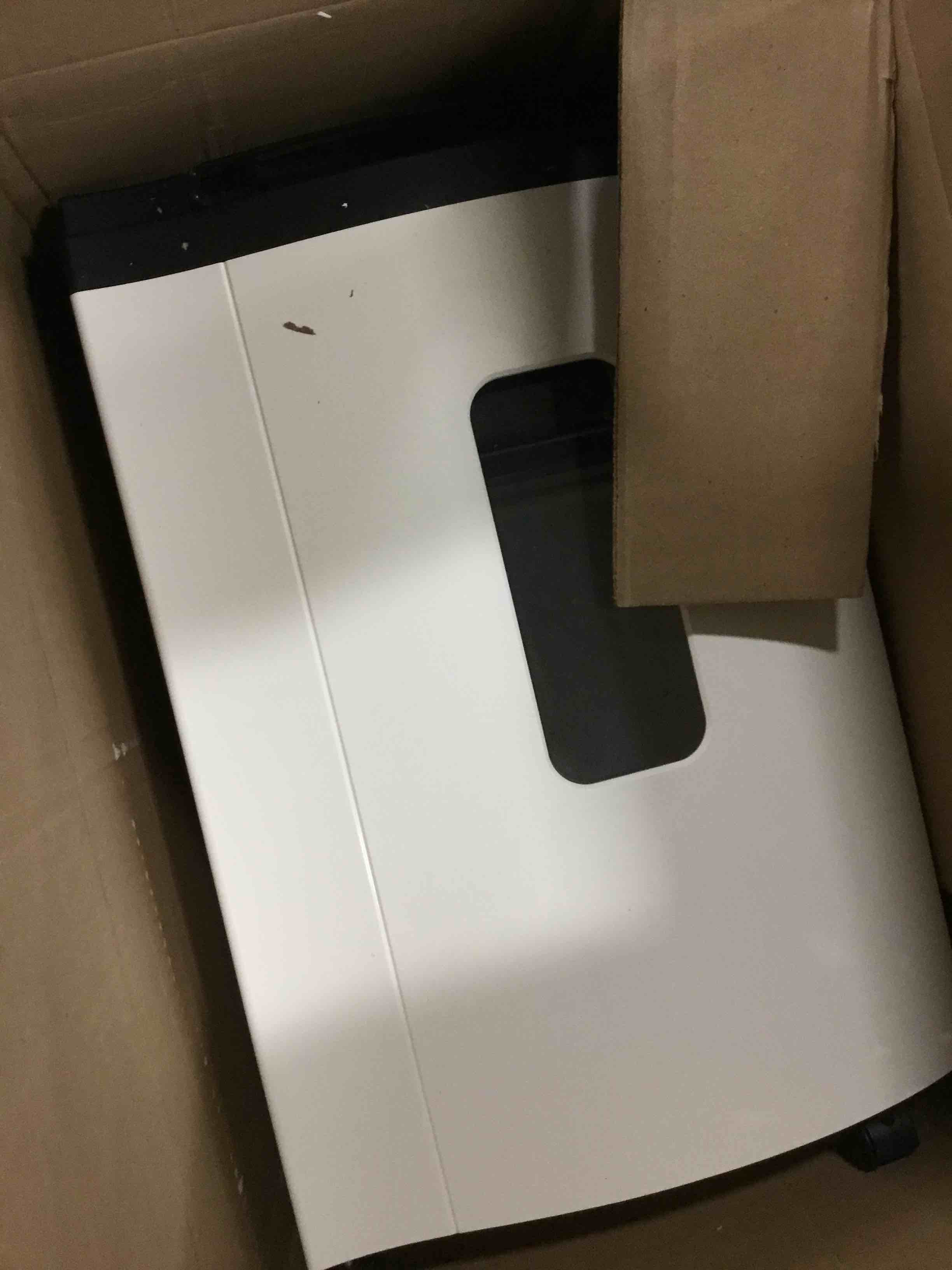 https://s3.amazonaws.com/lotting-images-prod/bidfta/TEA2259765_1746193768731.jpeg