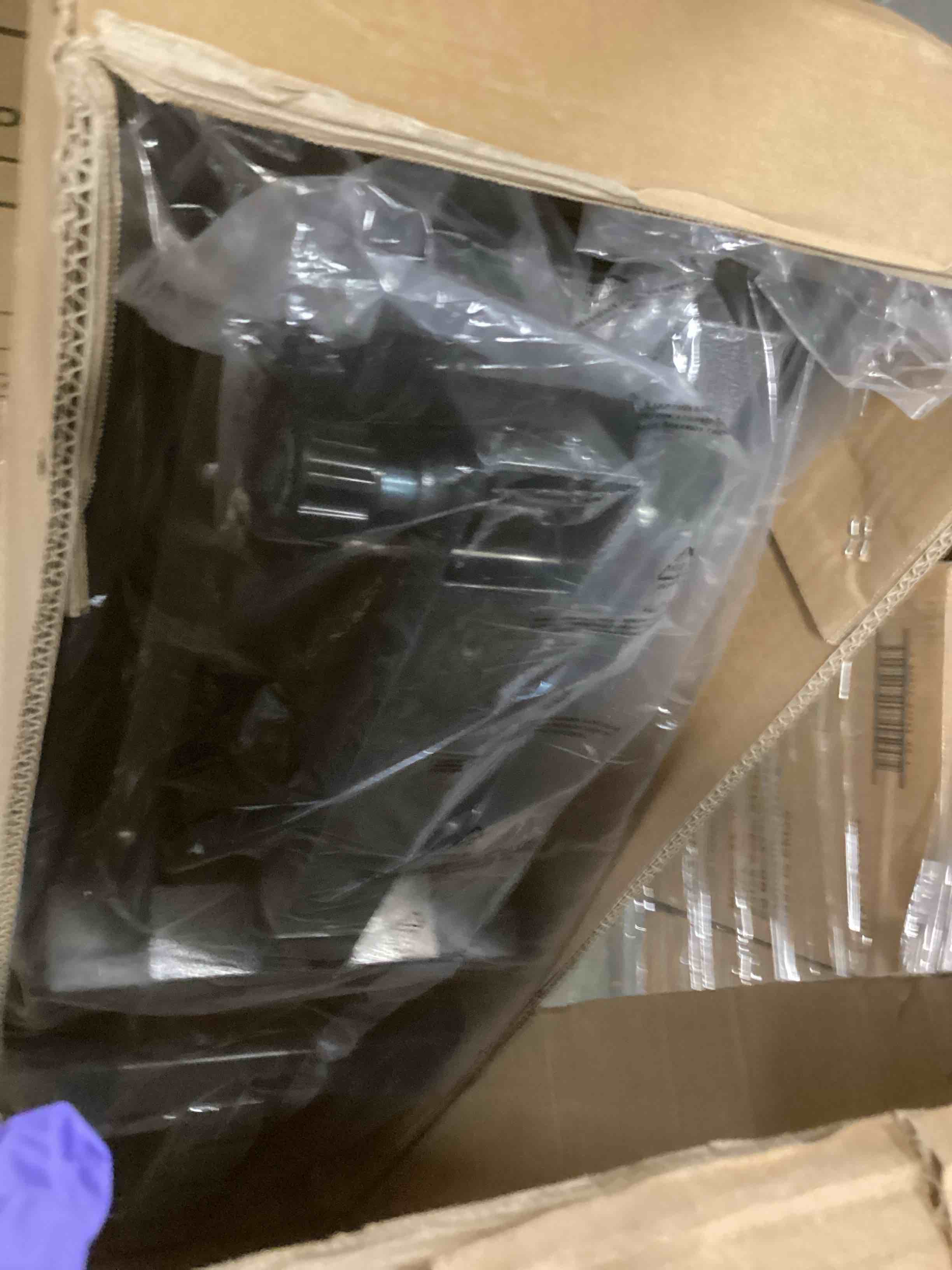 https://s3.amazonaws.com/lotting-images-prod/bidfta/TEA2260973_1744898060926.jpeg