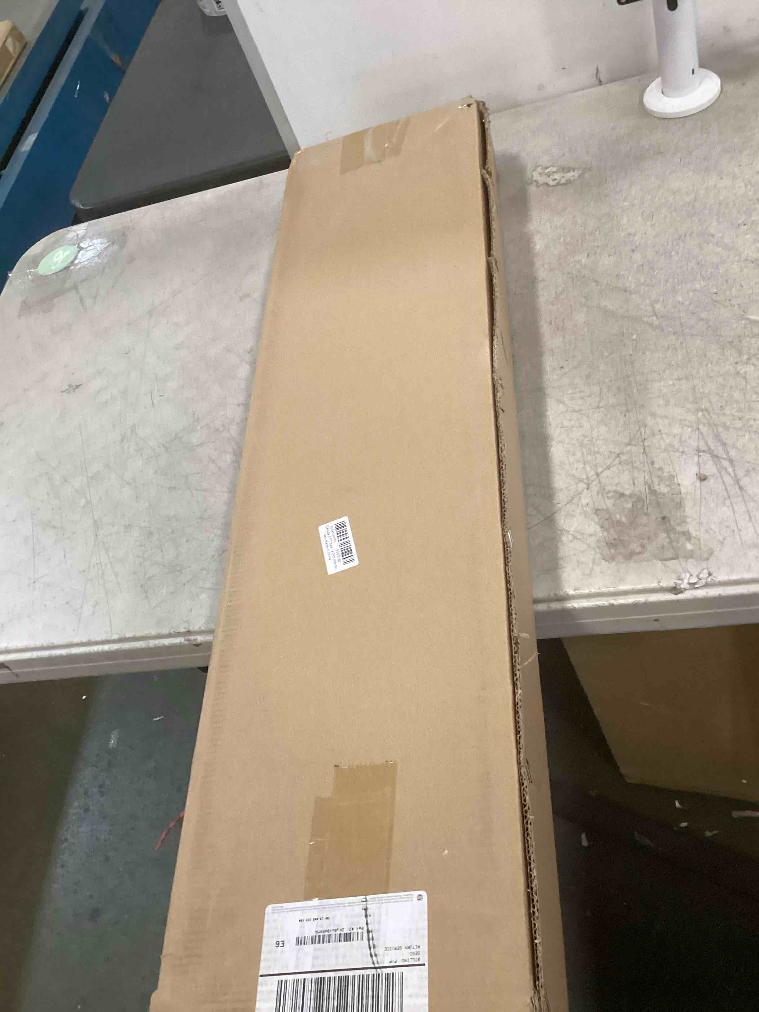https://s3.amazonaws.com/lotting-images-prod/bidfta/TEA2261020_1744904843351.jpeg