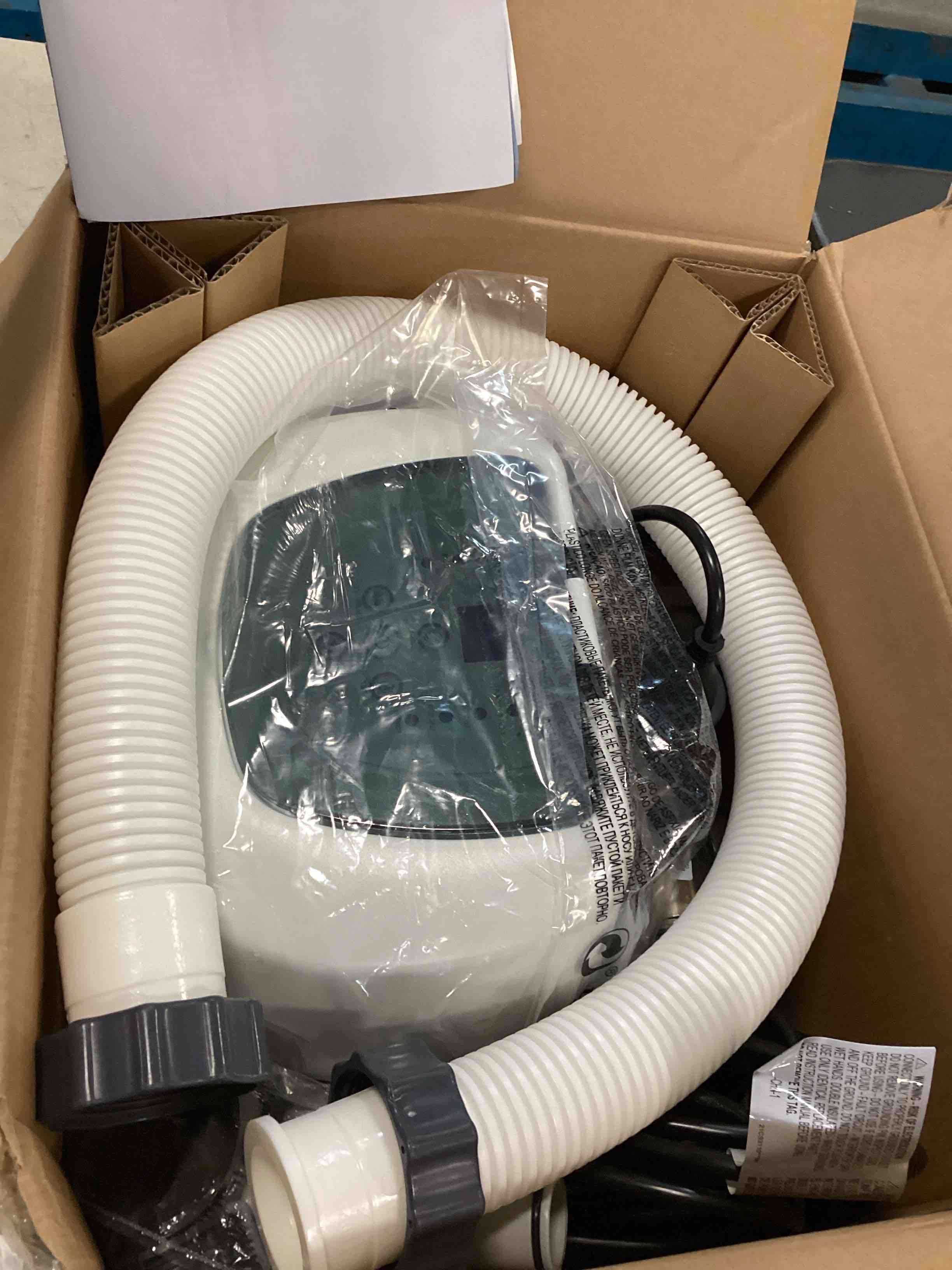 https://s3.amazonaws.com/lotting-images-prod/bidfta/TEA2261103_1744916118578.jpeg