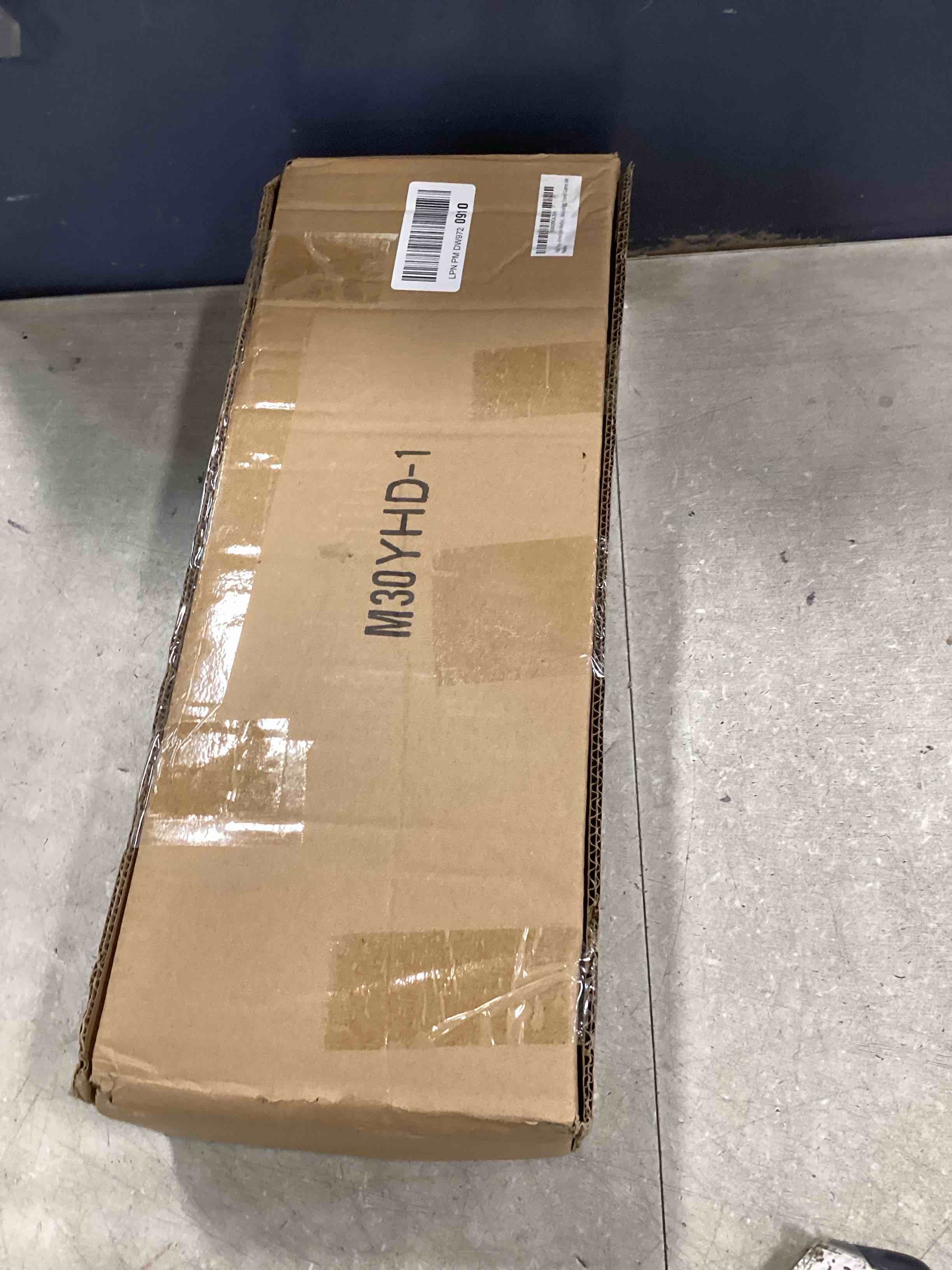 https://s3.amazonaws.com/lotting-images-prod/bidfta/TEA2261414_1745414265803.jpeg