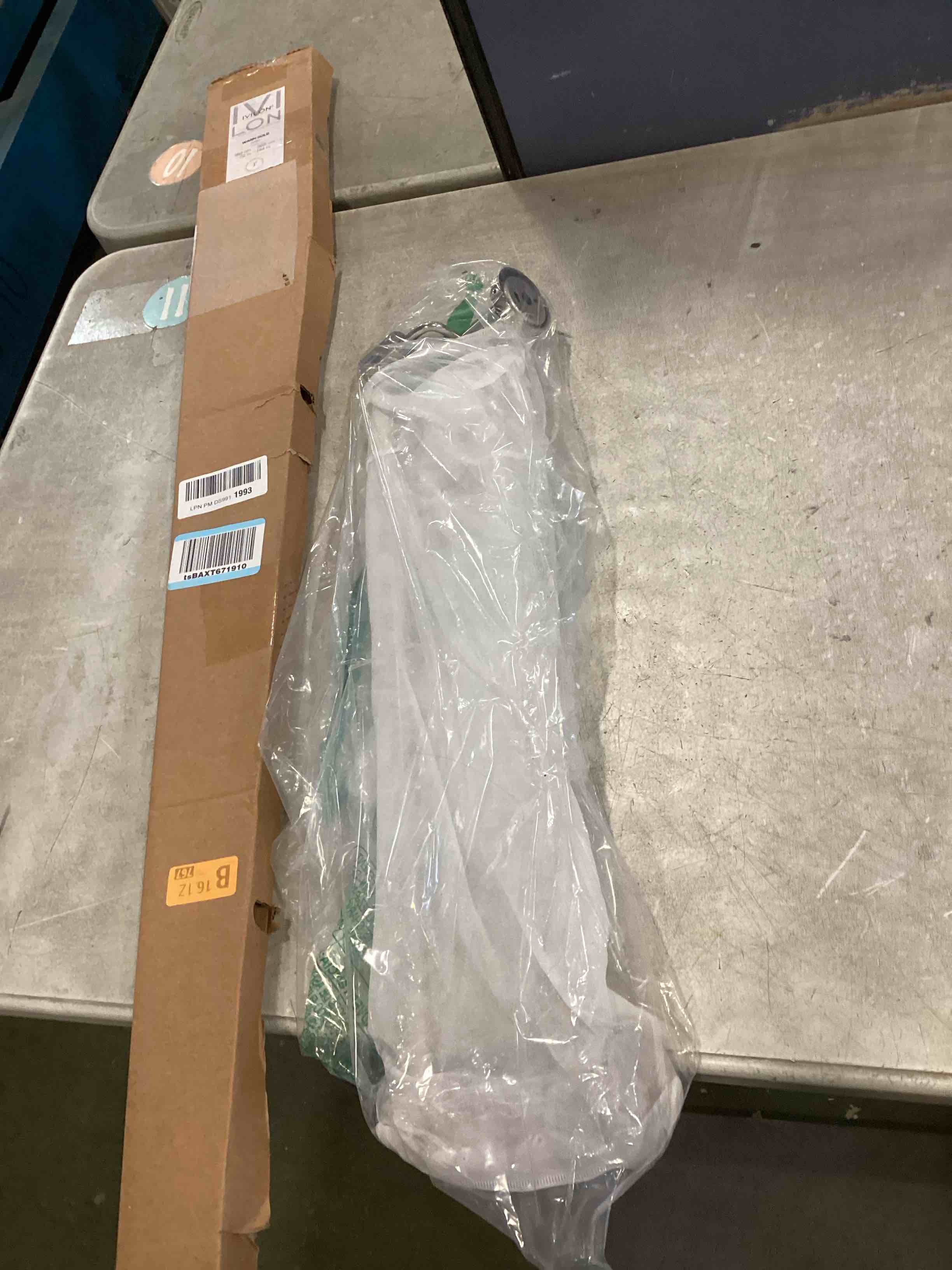 https://s3.amazonaws.com/lotting-images-prod/bidfta/TEA2261610_1745434492693.jpeg