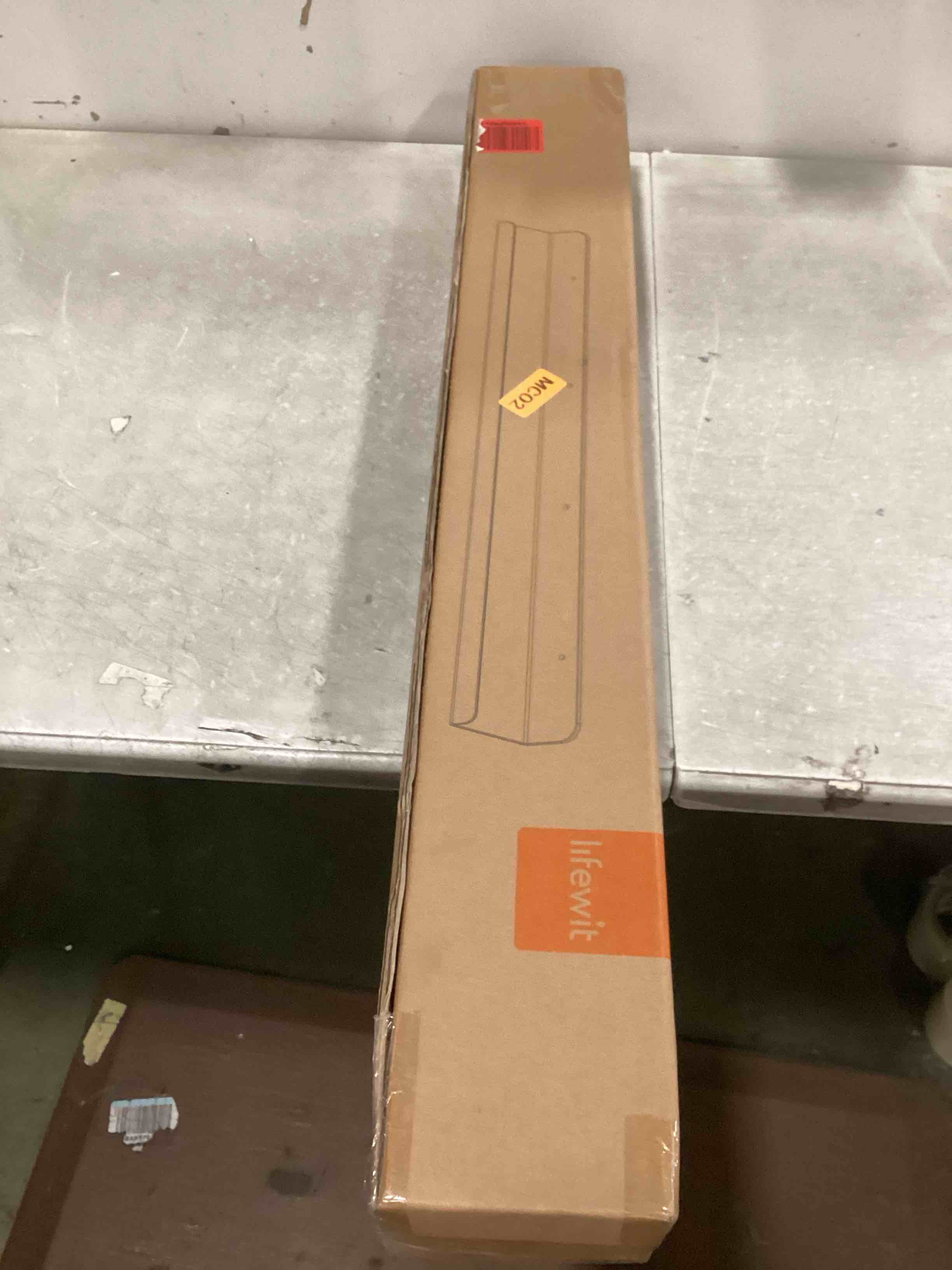 https://s3.amazonaws.com/lotting-images-prod/bidfta/TEA2261874_1745584908024.jpeg