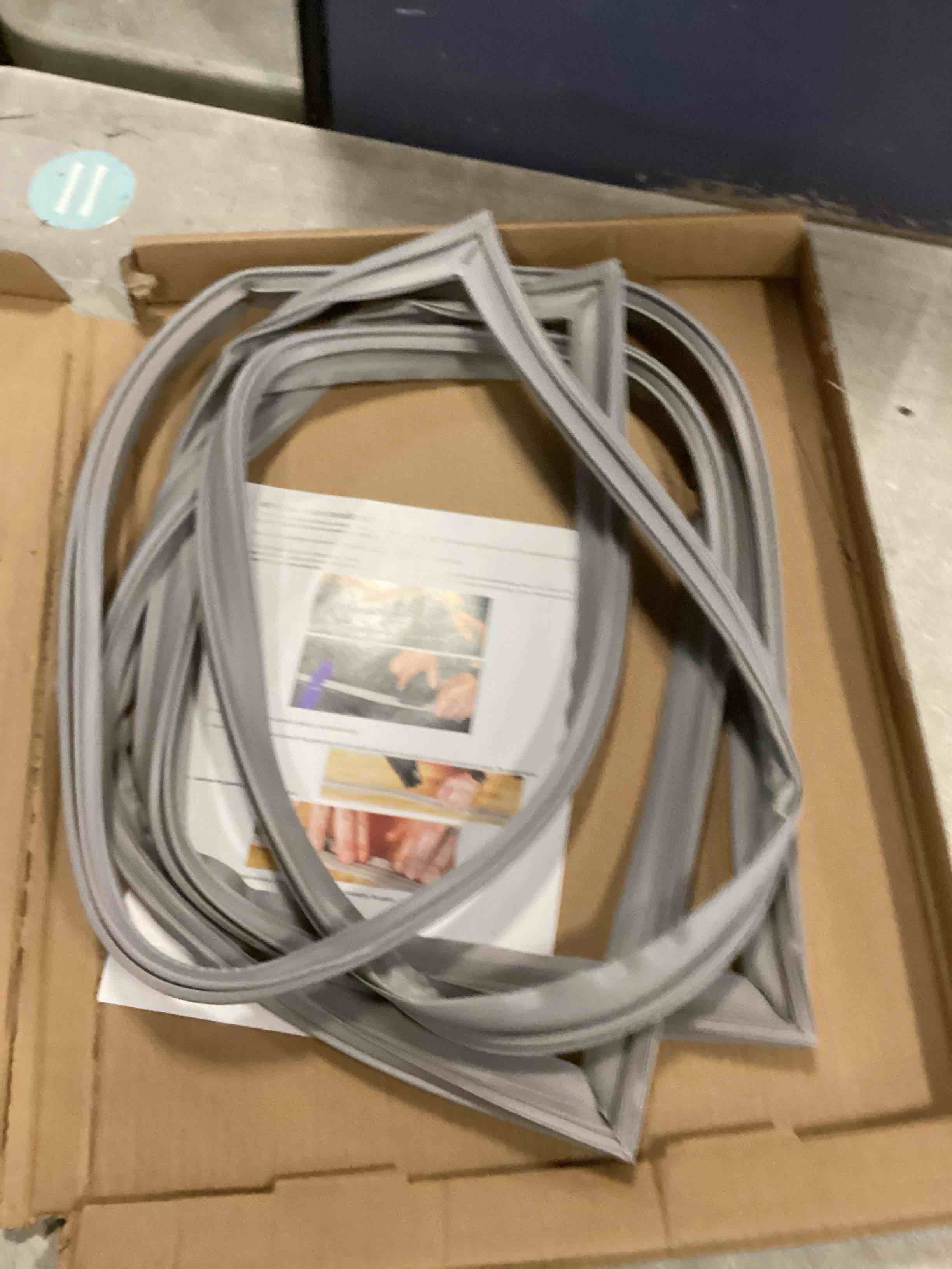 https://s3.amazonaws.com/lotting-images-prod/bidfta/TEA2263003_1744116983166.jpeg