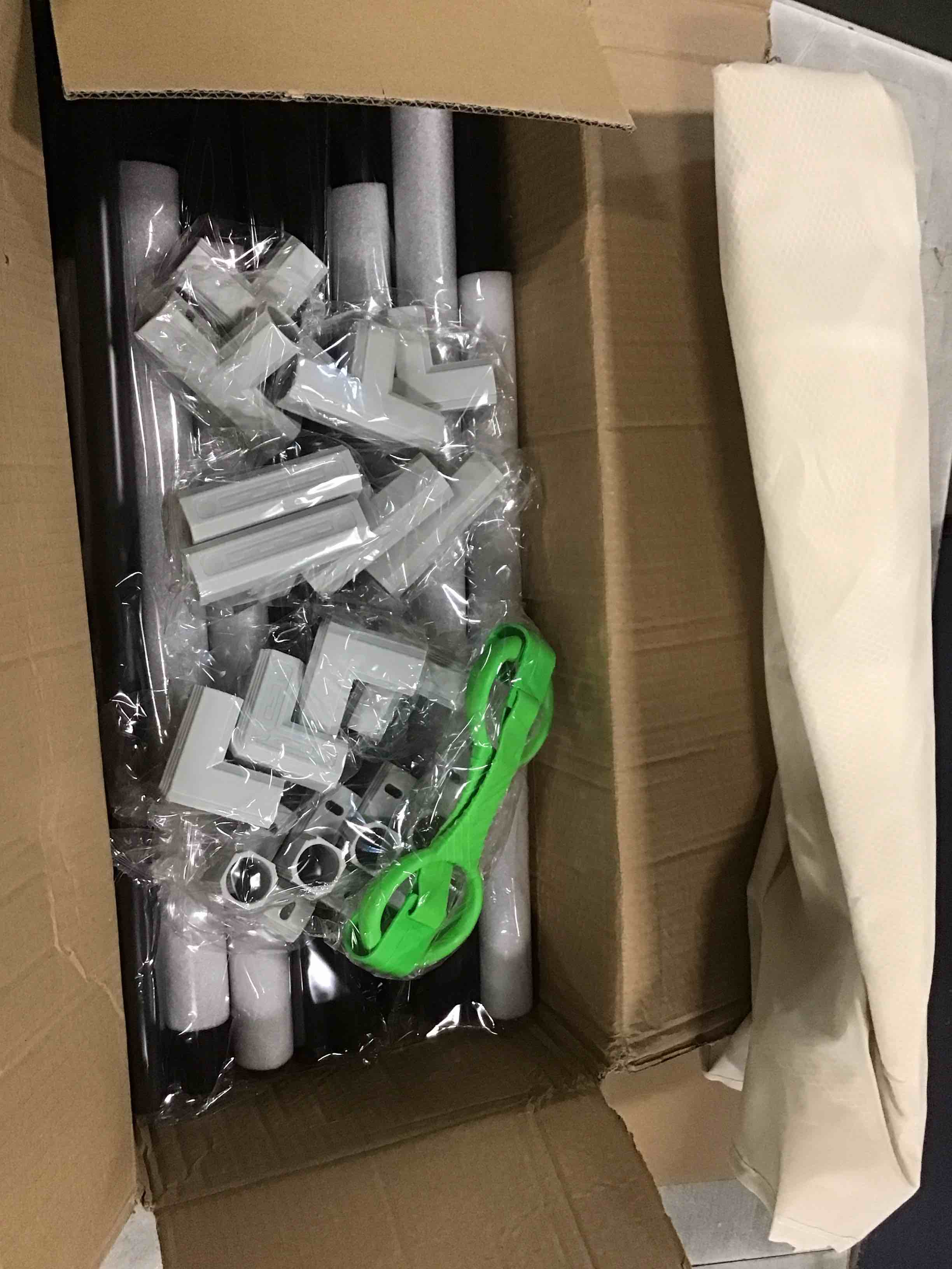 https://s3.amazonaws.com/lotting-images-prod/bidfta/TEA2263246_1744201562288.jpeg