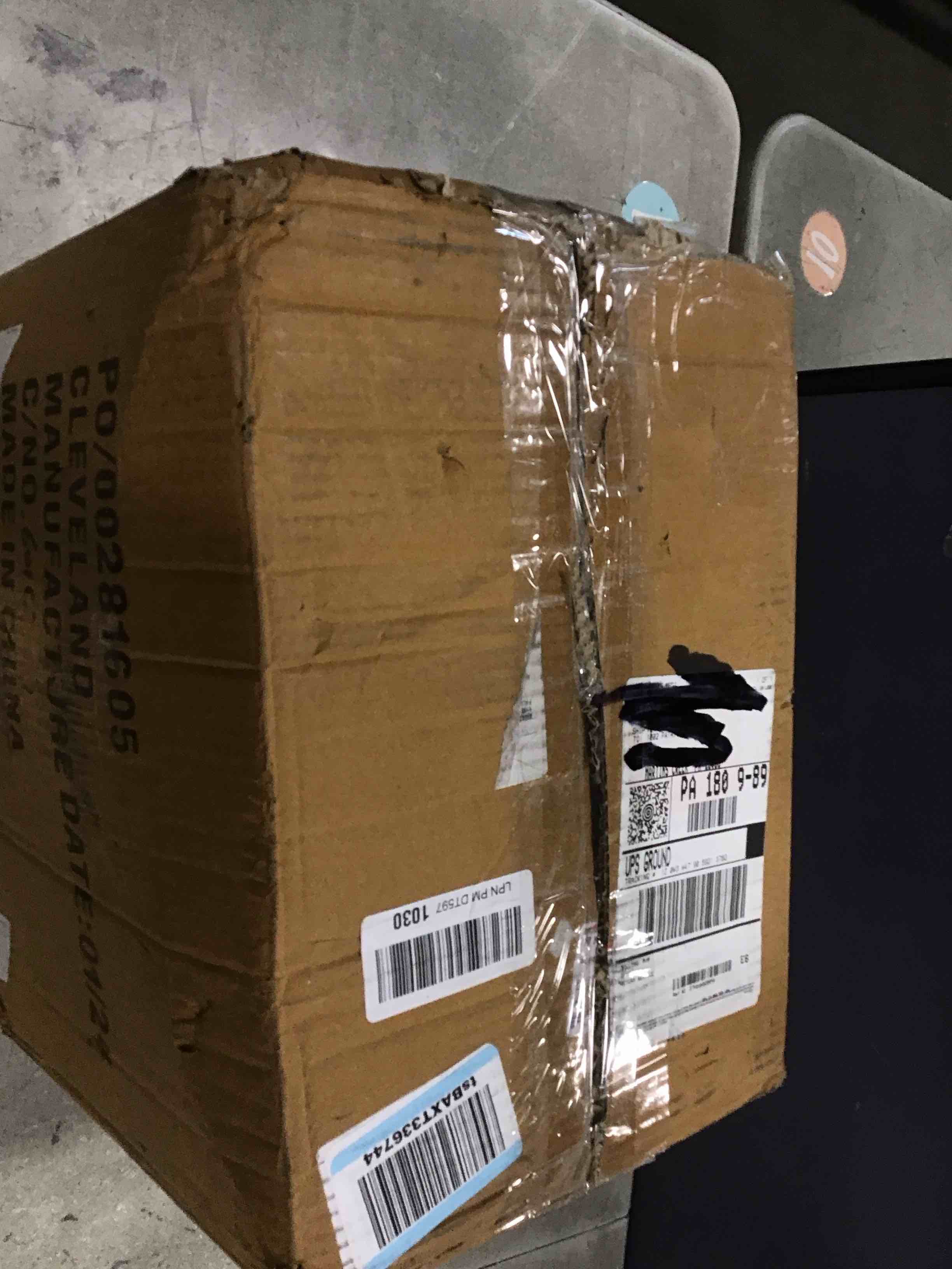 https://s3.amazonaws.com/lotting-images-prod/bidfta/TEA2263523_1744288549915.jpeg