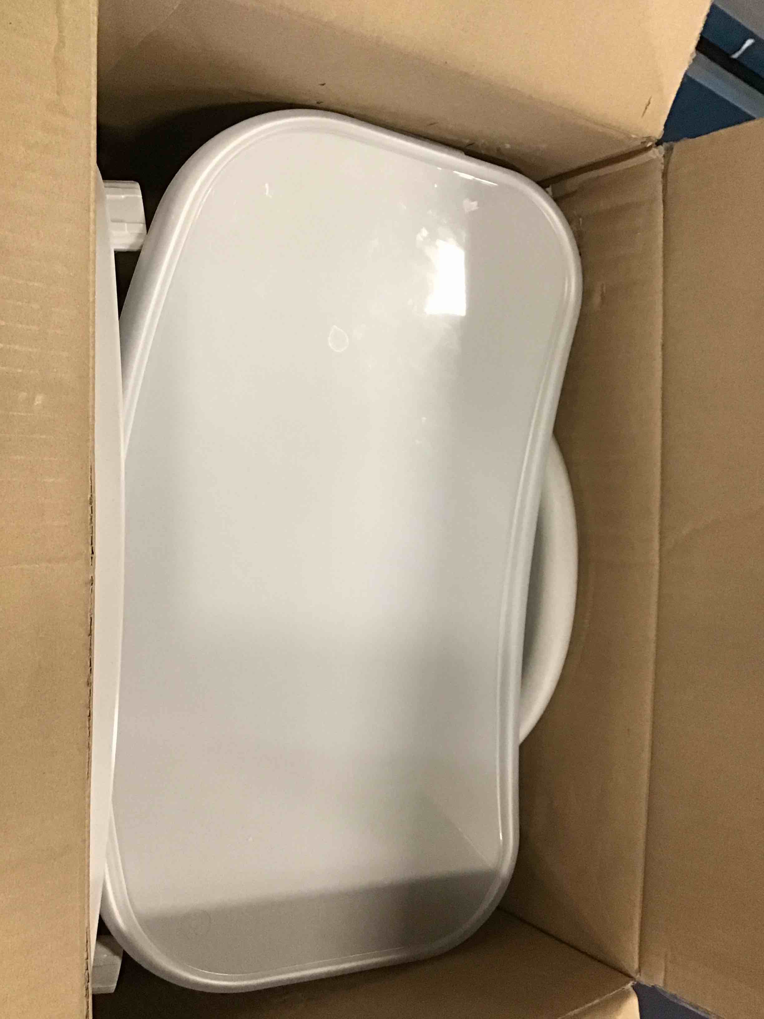 https://s3.amazonaws.com/lotting-images-prod/bidfta/TEA2263698_1744721750319.jpeg