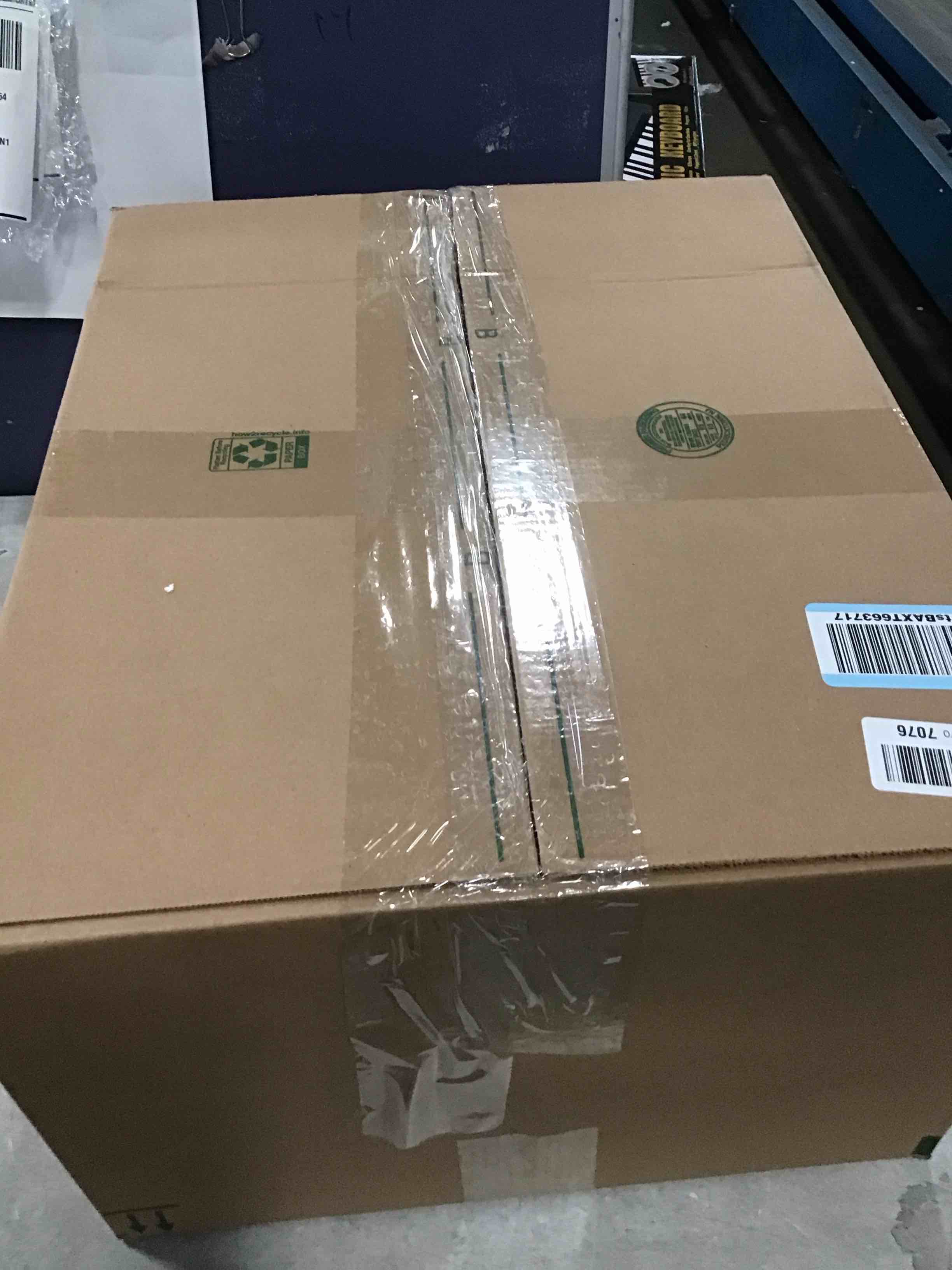 https://s3.amazonaws.com/lotting-images-prod/bidfta/TEA2264978_1745515809629.jpeg