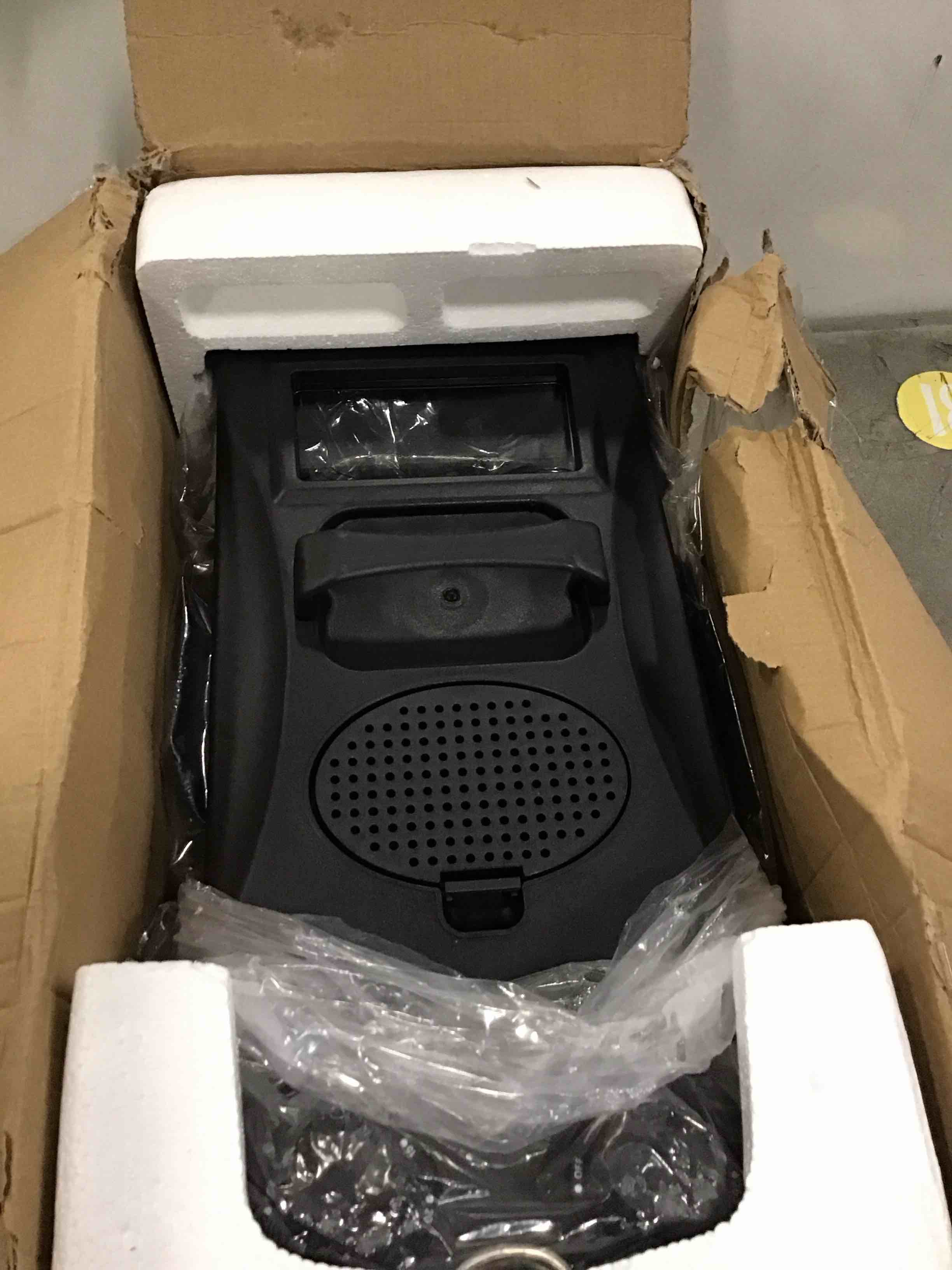 https://s3.amazonaws.com/lotting-images-prod/bidfta/TEA2265346_1746102657607.jpeg