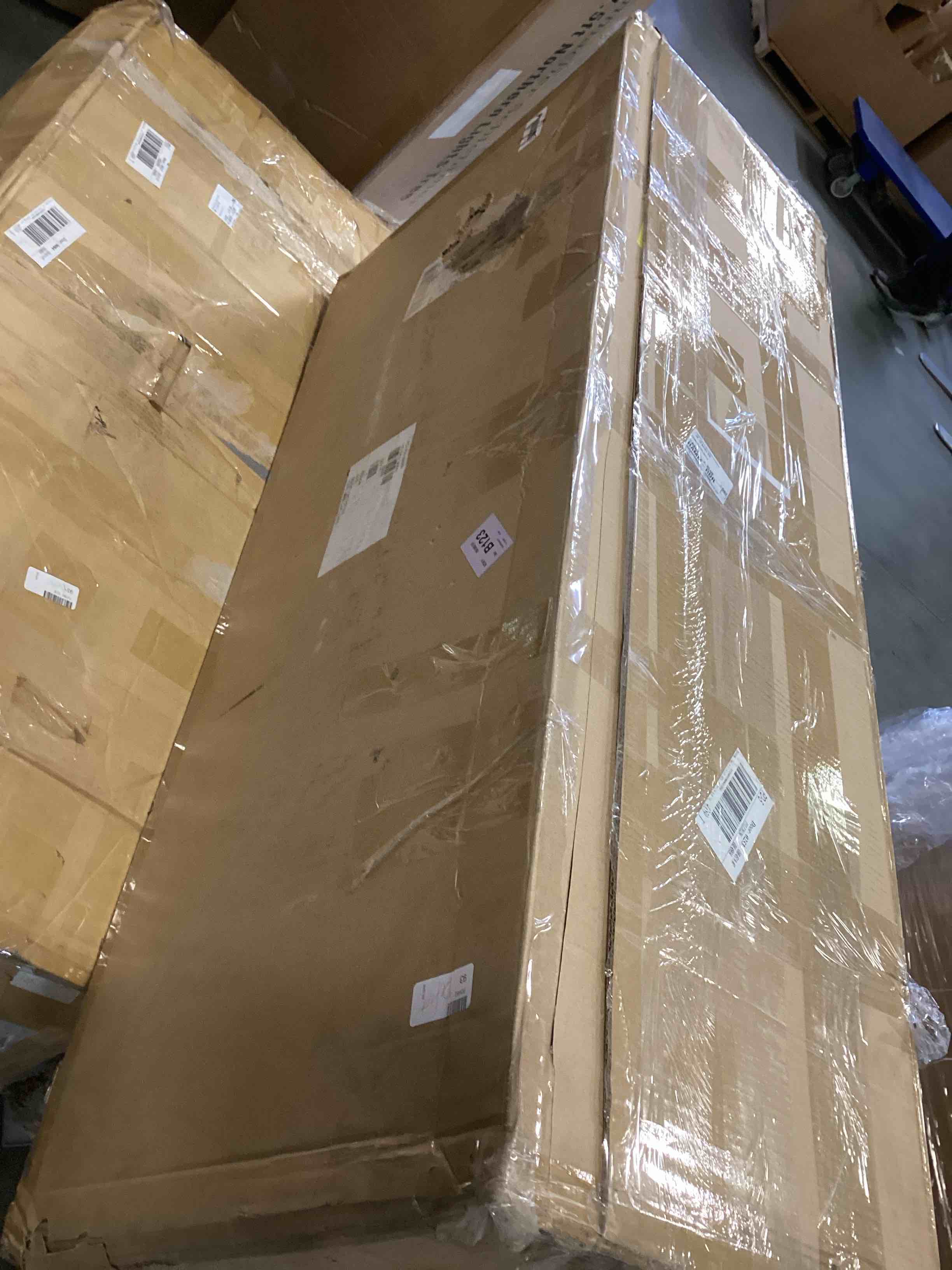 https://s3.amazonaws.com/lotting-images-prod/bidfta/TEA2266367_1744125279938.jpeg