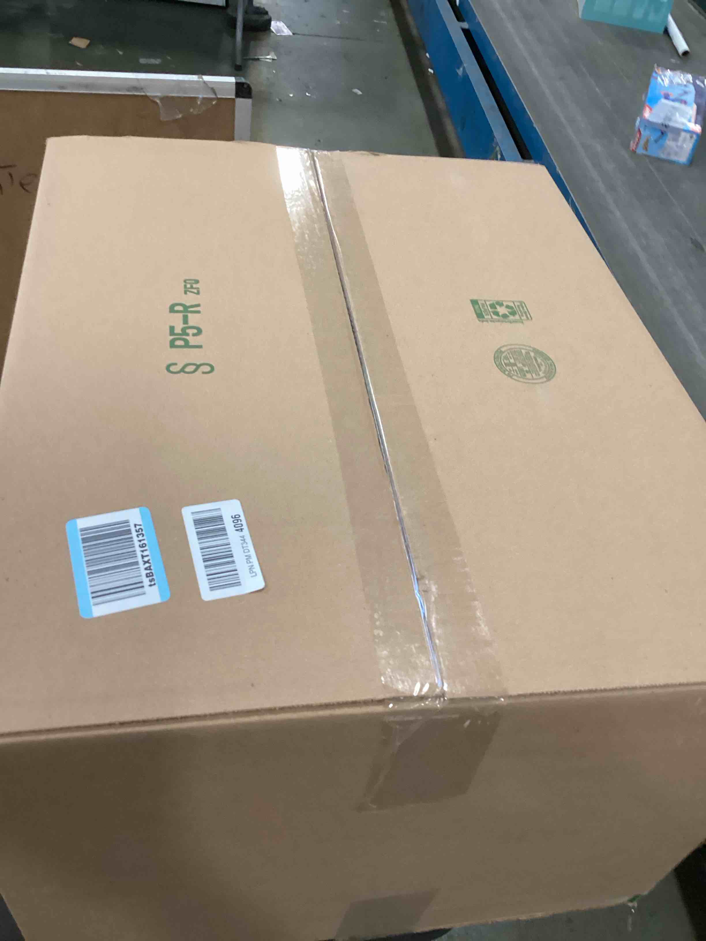 https://s3.amazonaws.com/lotting-images-prod/bidfta/TEA2266400_1744128337417.jpeg