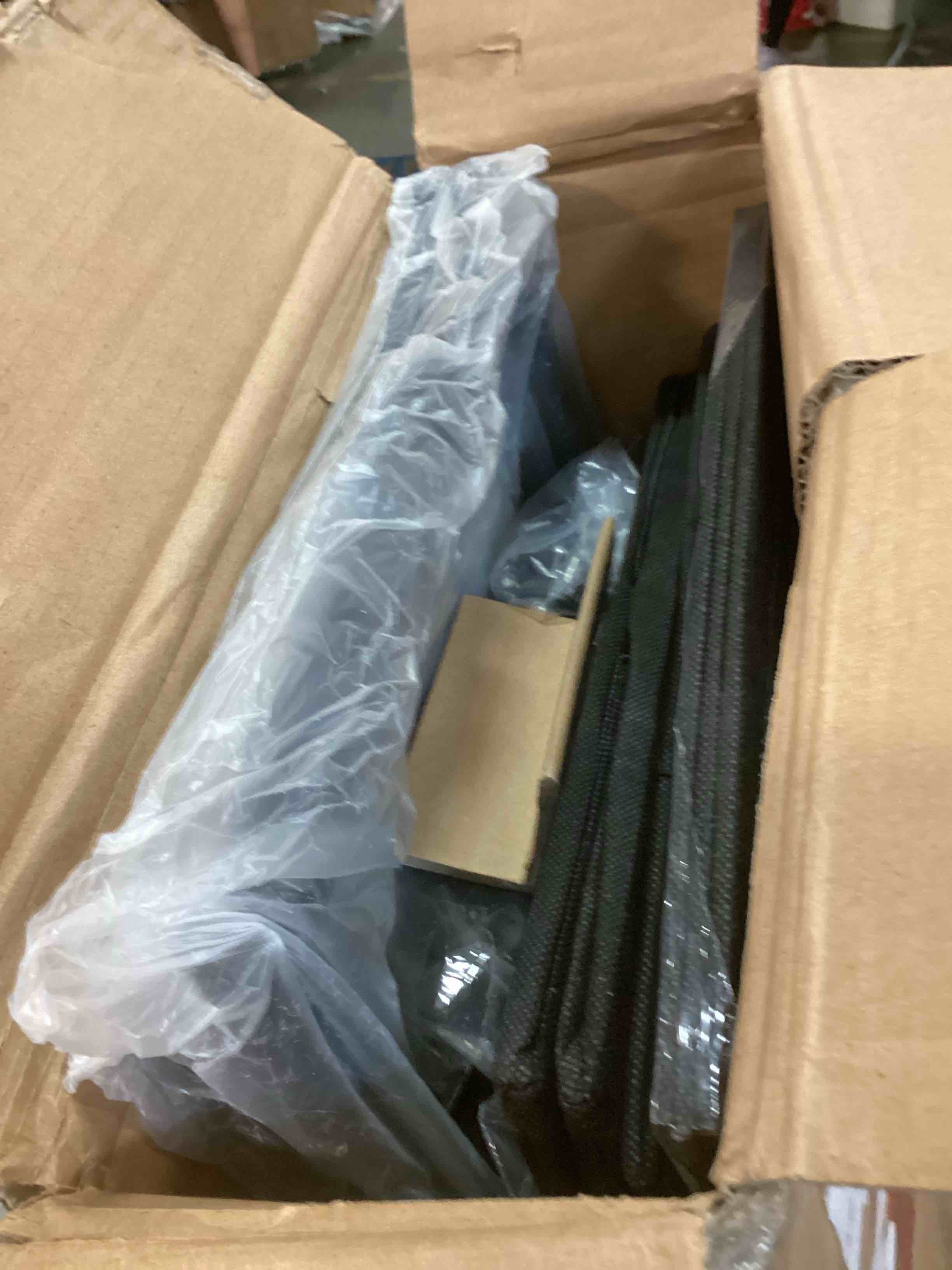 https://s3.amazonaws.com/lotting-images-prod/bidfta/TEA2268120_1745238305637.jpeg