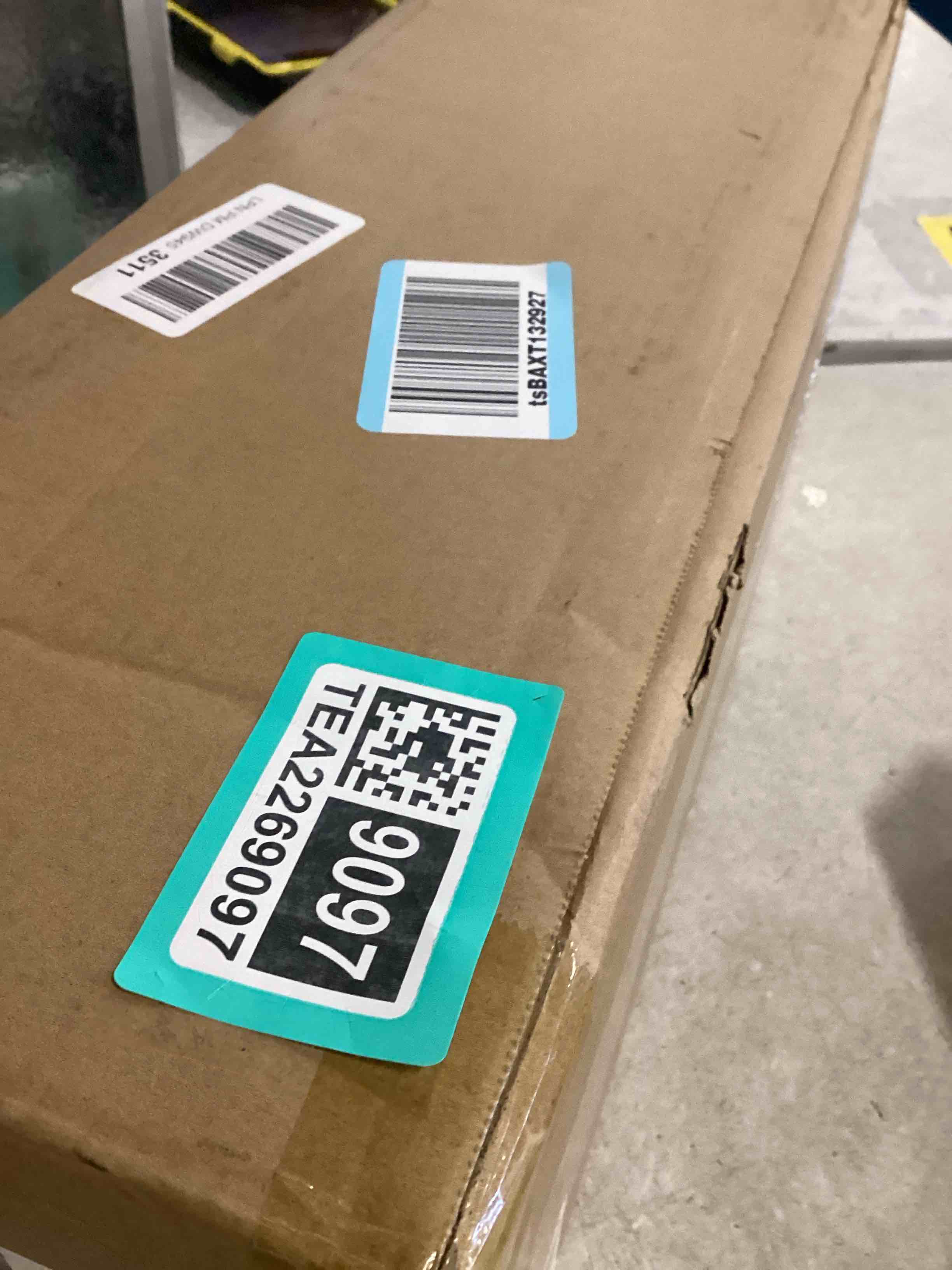 https://s3.amazonaws.com/lotting-images-prod/bidfta/TEA2269097_1744119996155.jpeg