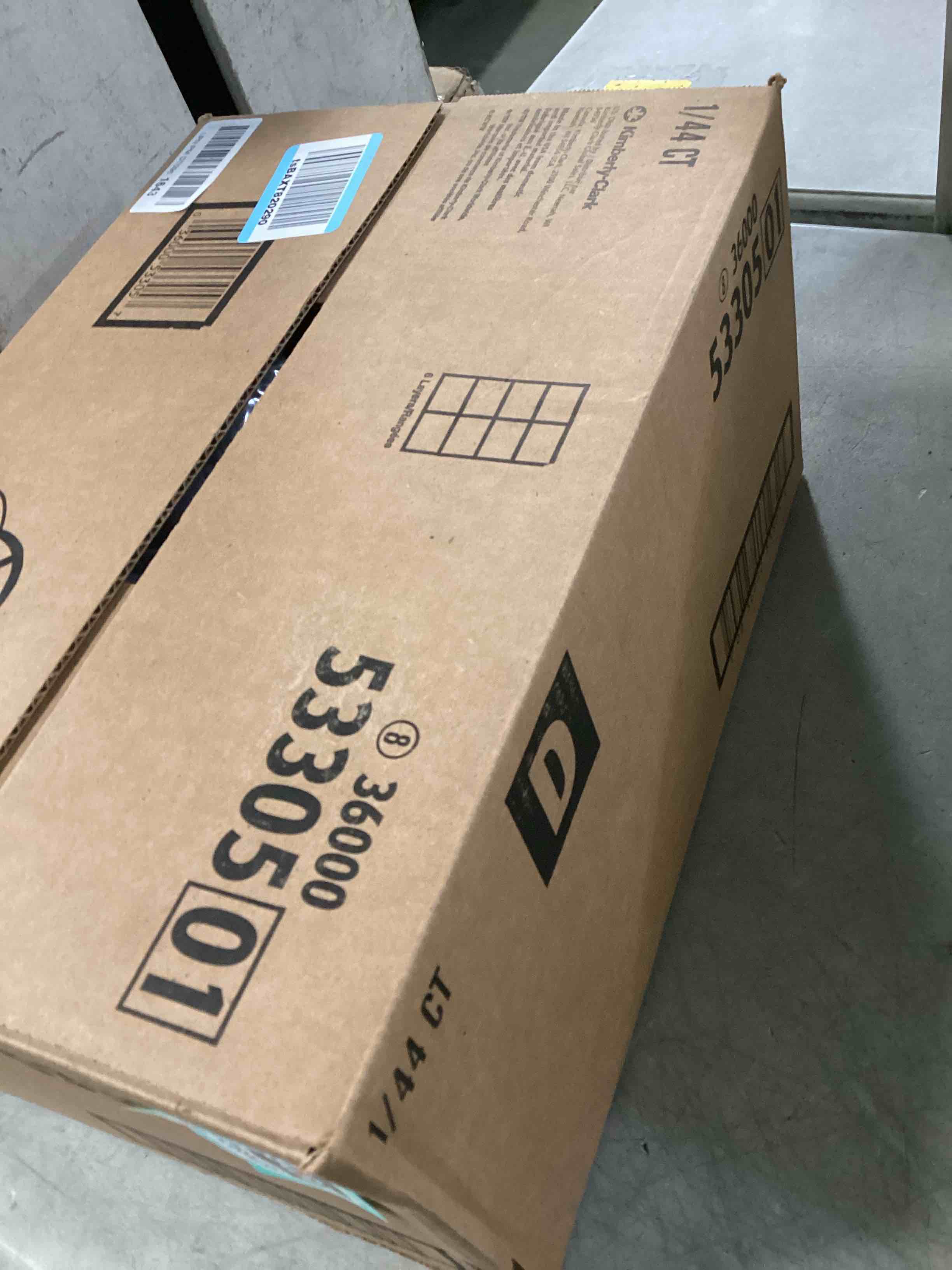 https://s3.amazonaws.com/lotting-images-prod/bidfta/TEA2269456_1744296044893.jpeg