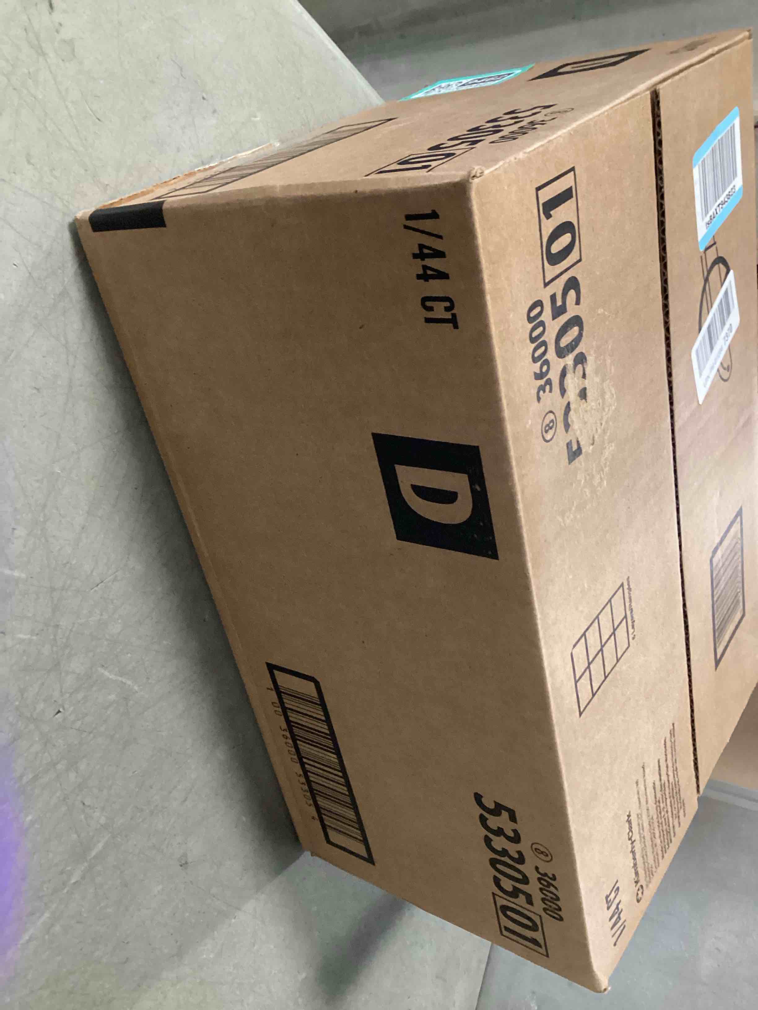 https://s3.amazonaws.com/lotting-images-prod/bidfta/TEA2269462_1744297082080.jpeg