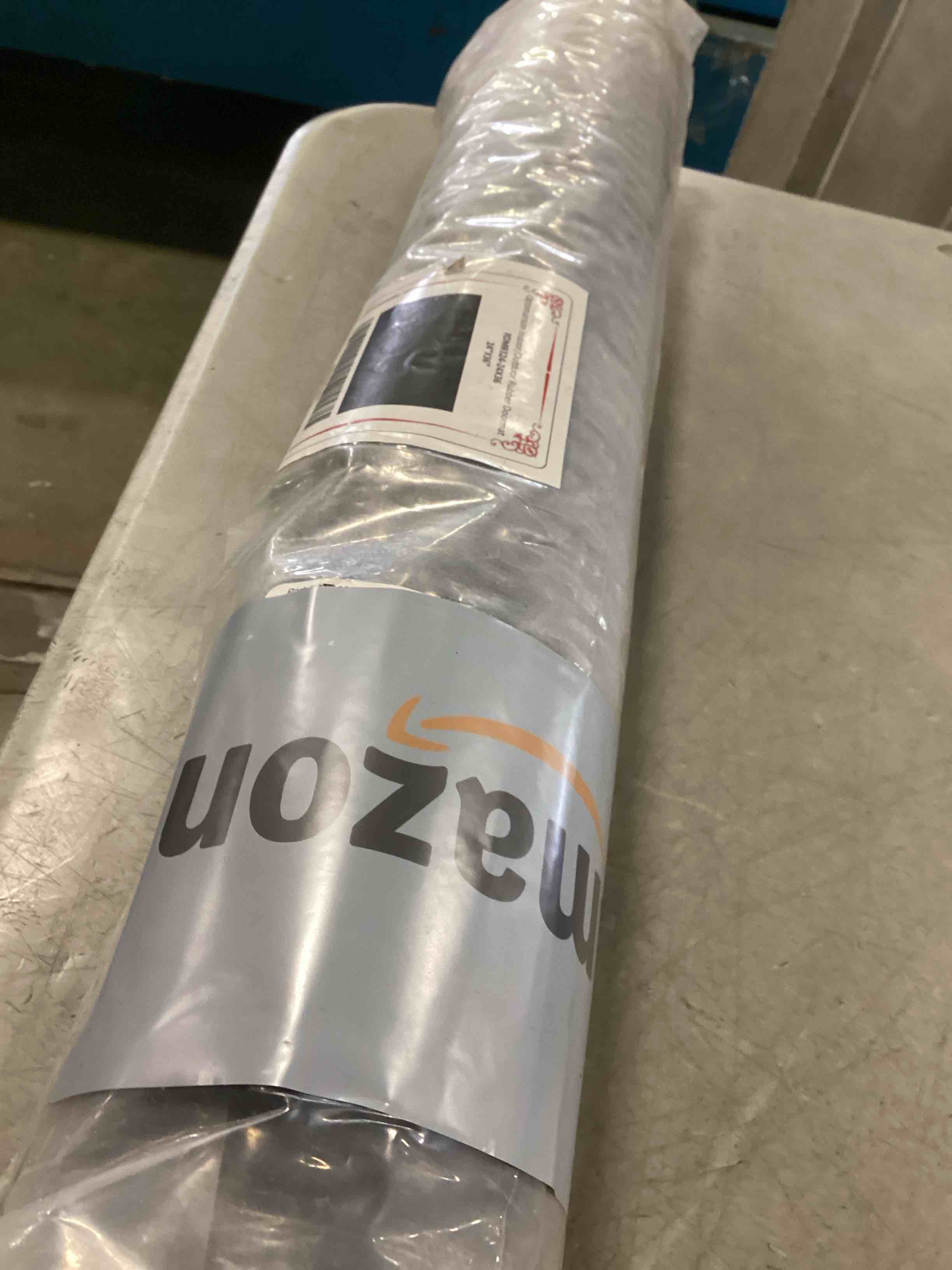 https://s3.amazonaws.com/lotting-images-prod/bidfta/TEA2269513_1744302068747.jpeg