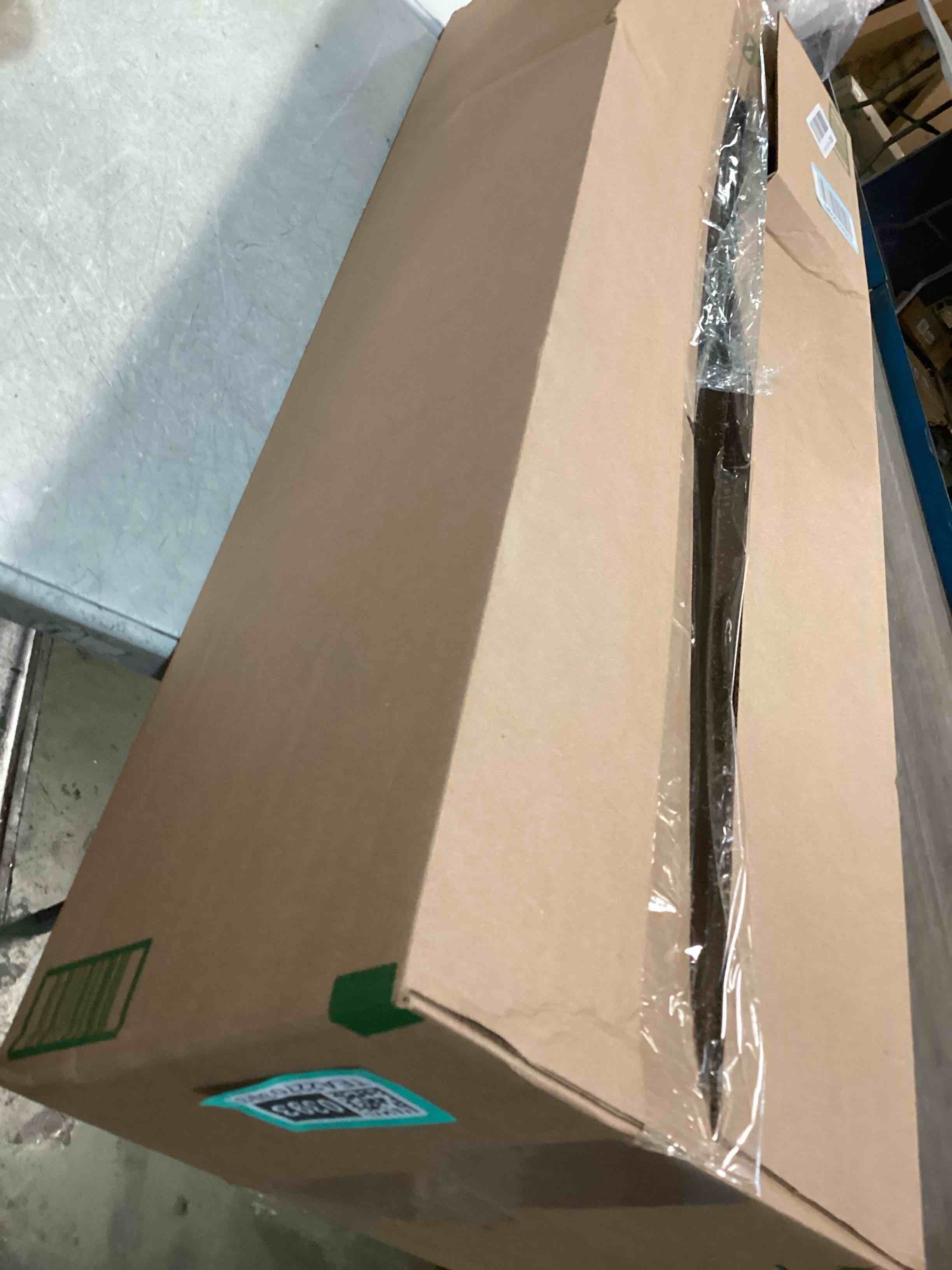 https://s3.amazonaws.com/lotting-images-prod/bidfta/TEA2270393_1744980277761.jpeg