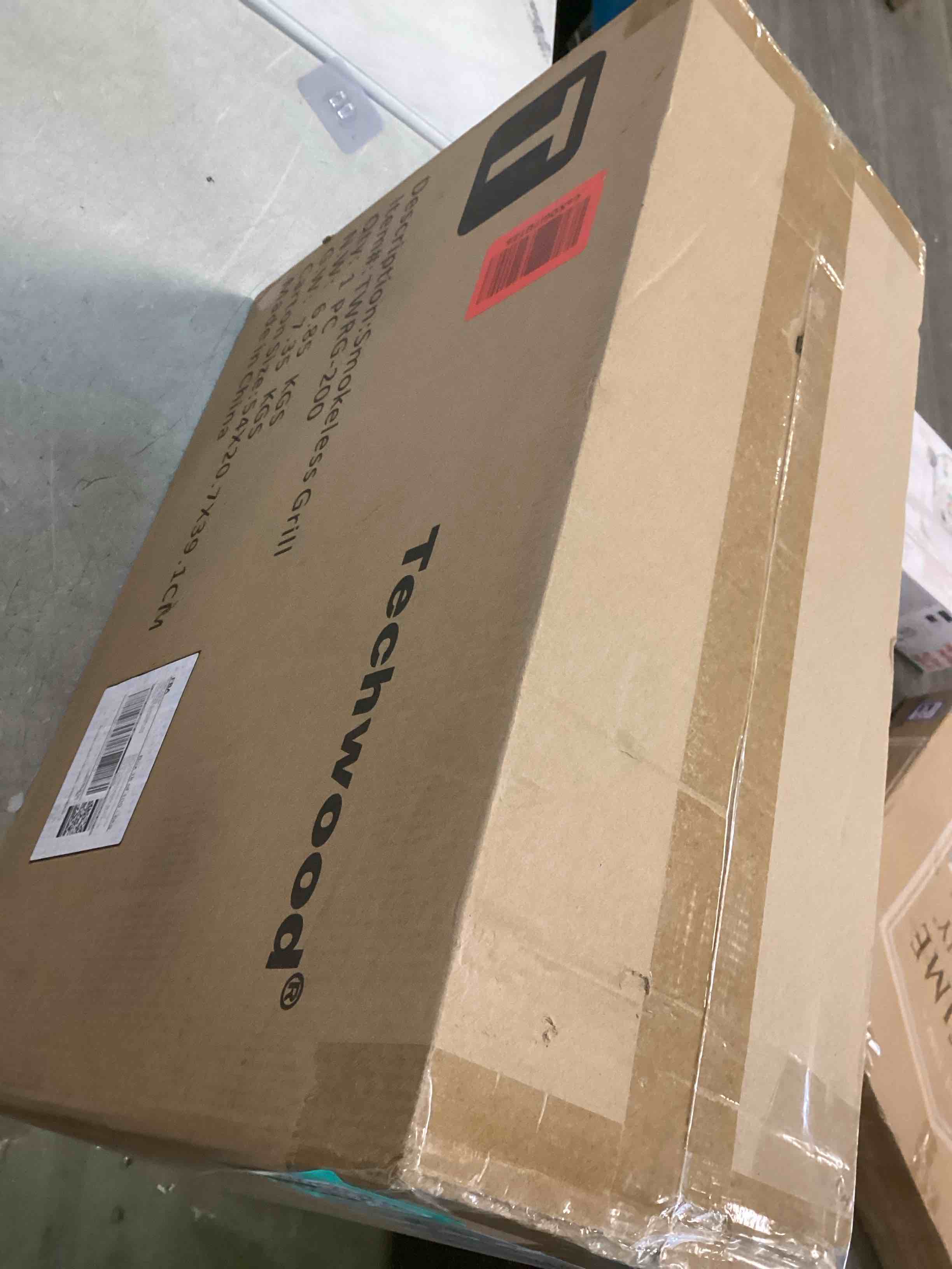 https://s3.amazonaws.com/lotting-images-prod/bidfta/TEA2270487_1744990174839.jpeg