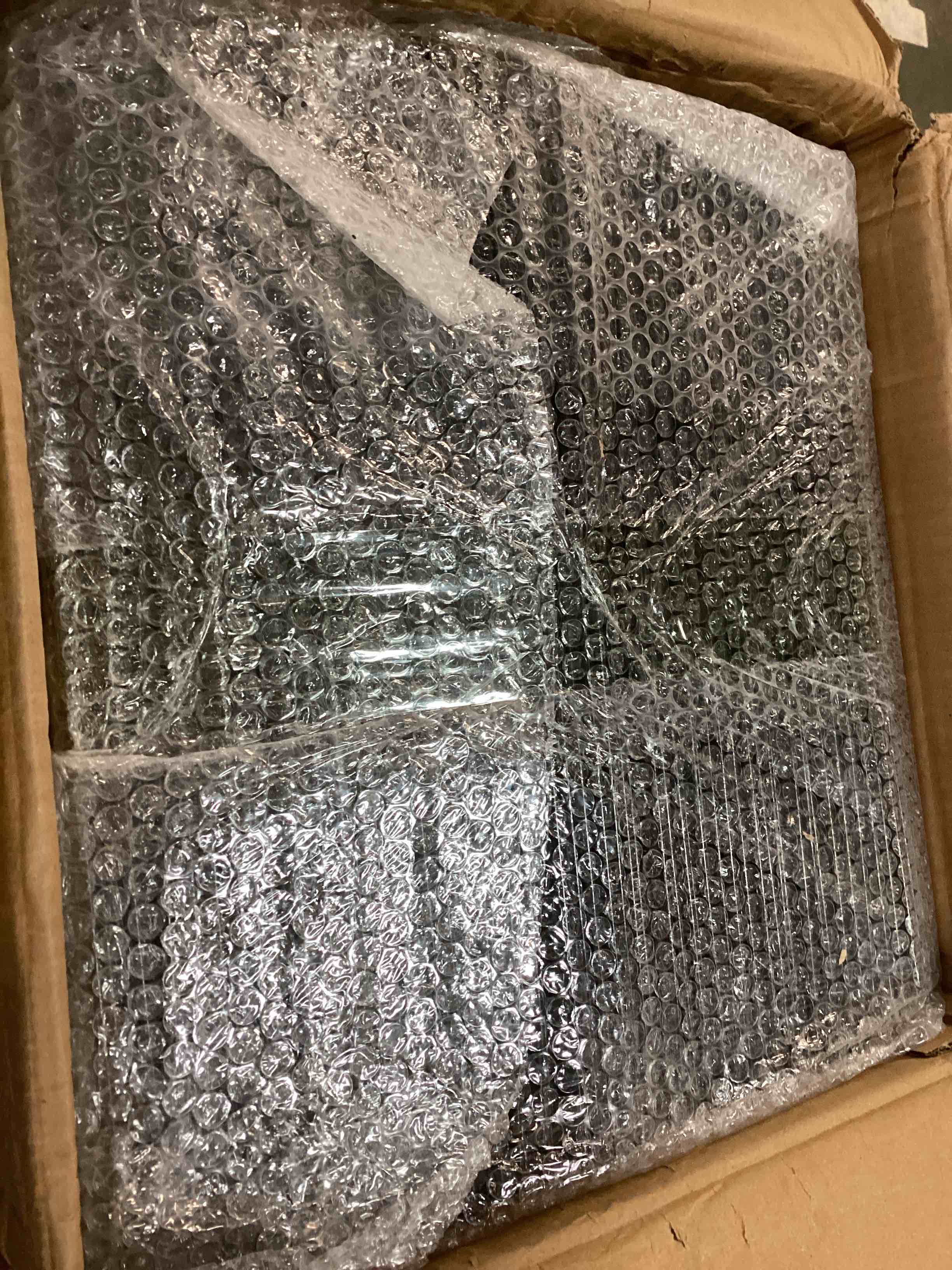 https://s3.amazonaws.com/lotting-images-prod/bidfta/TEA2270558_1745000537858.jpeg