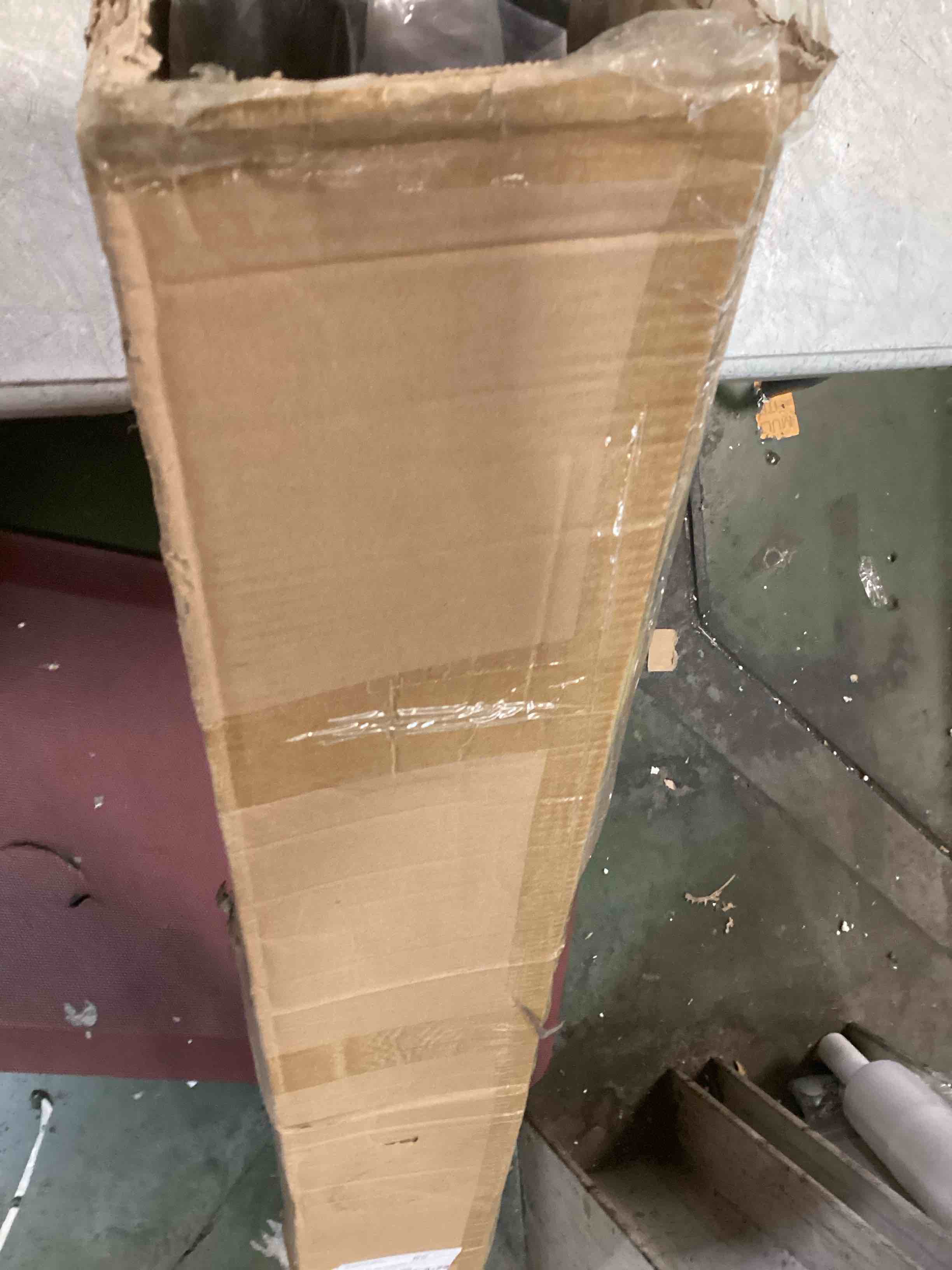 https://s3.amazonaws.com/lotting-images-prod/bidfta/TEA2270602_1745005782182.jpeg