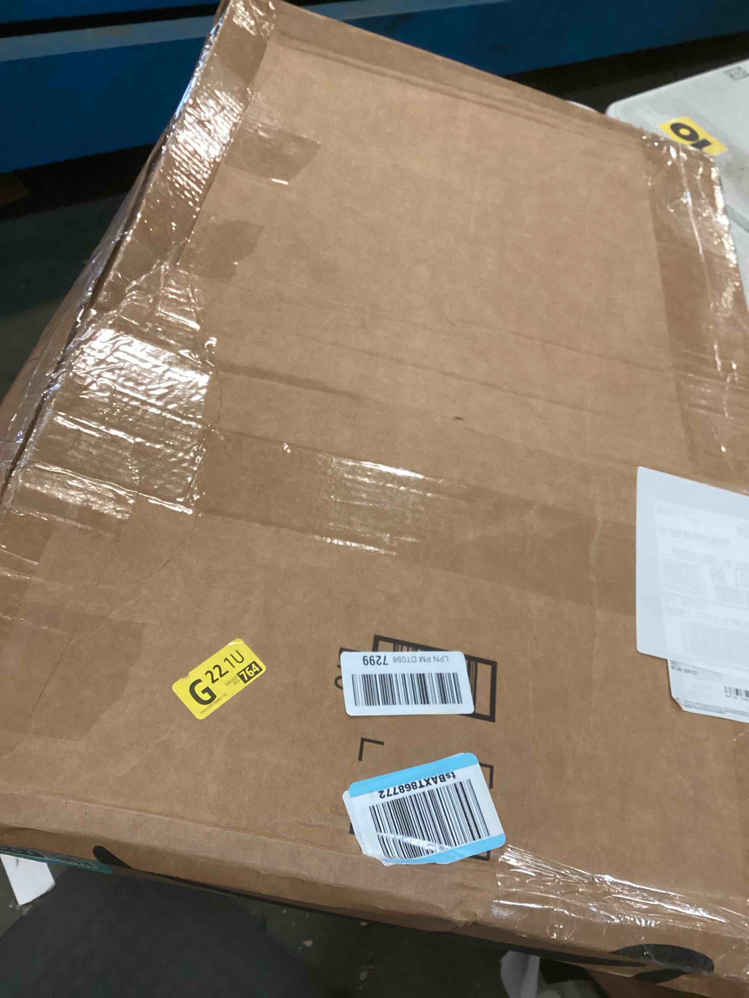 https://s3.amazonaws.com/lotting-images-prod/bidfta/TEA2271259_1745429264513.jpeg