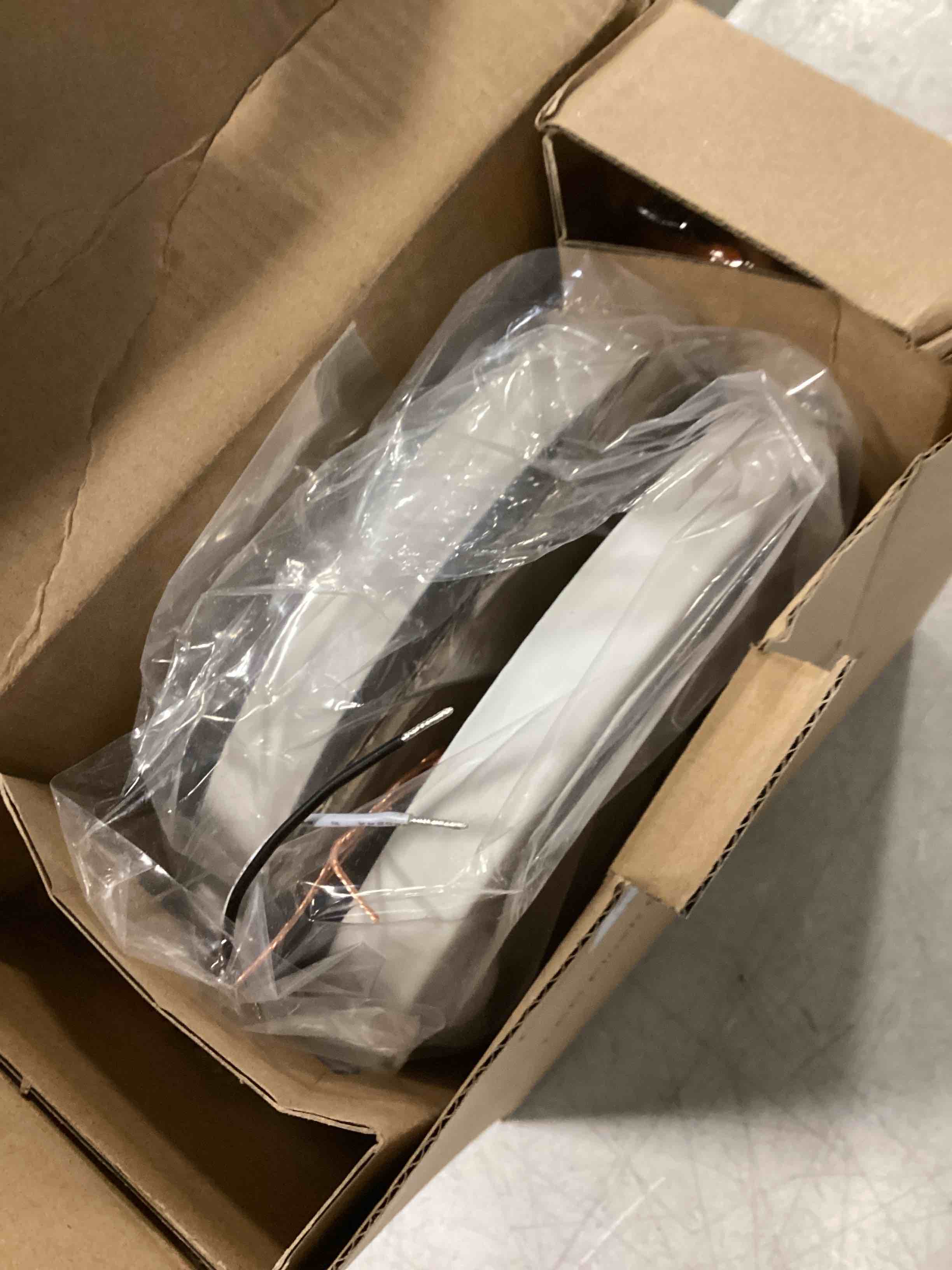 https://s3.amazonaws.com/lotting-images-prod/bidfta/TEA2271892_1746193116824.jpeg